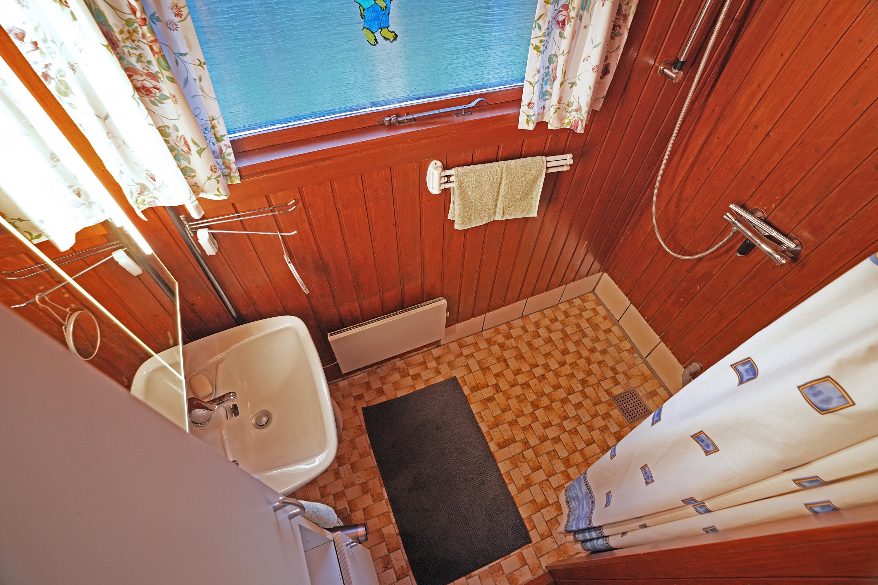 Fremhævet badeværelse billede i fuldskærmstilstand. Billede af Nørredalen 3, Nyrup, 4500 Nykøbing Sj