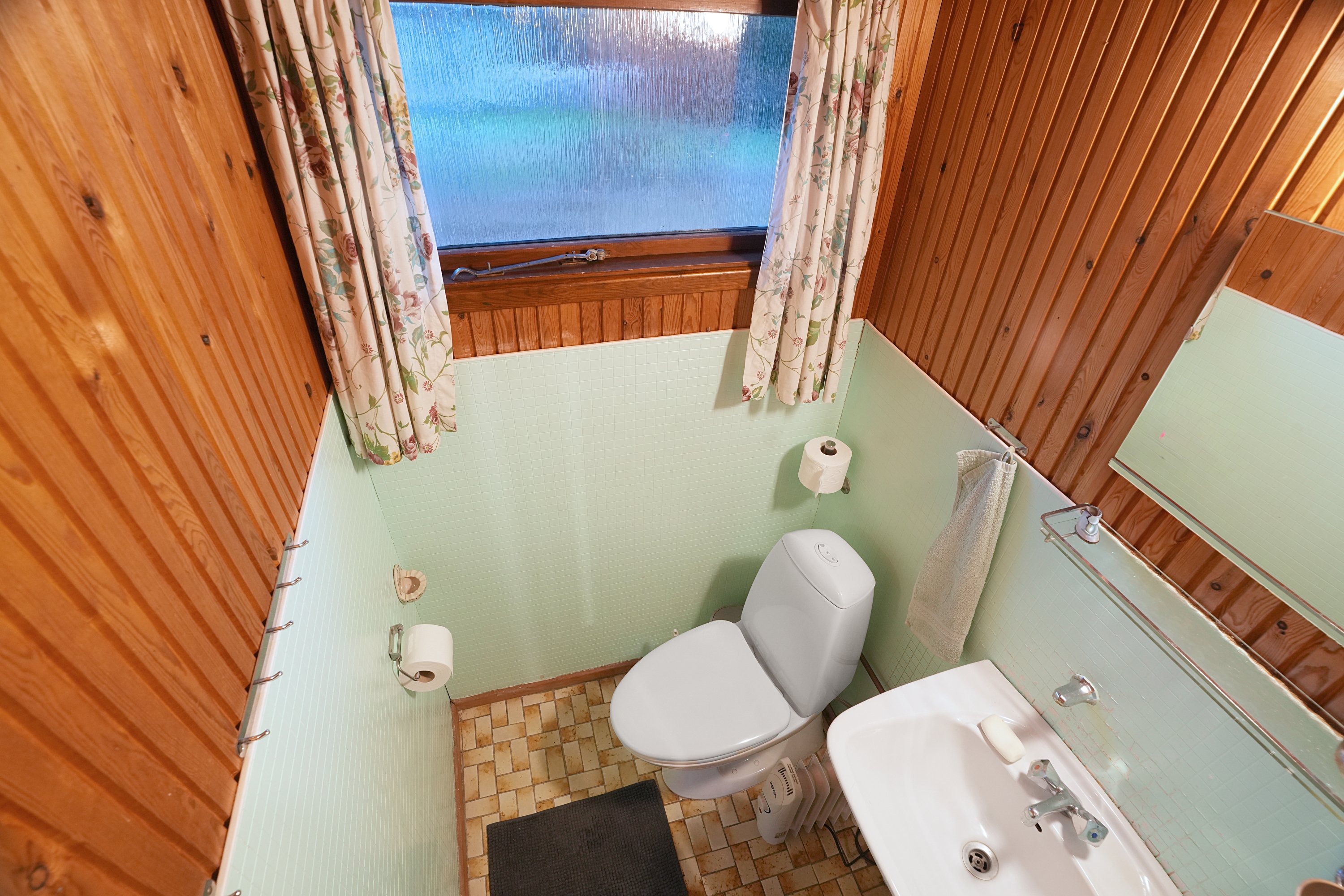 Fremhævet wc billede i fuldskærmstilstand. Billede af Nørredalen 3, Nyrup, 4500 Nykøbing Sj