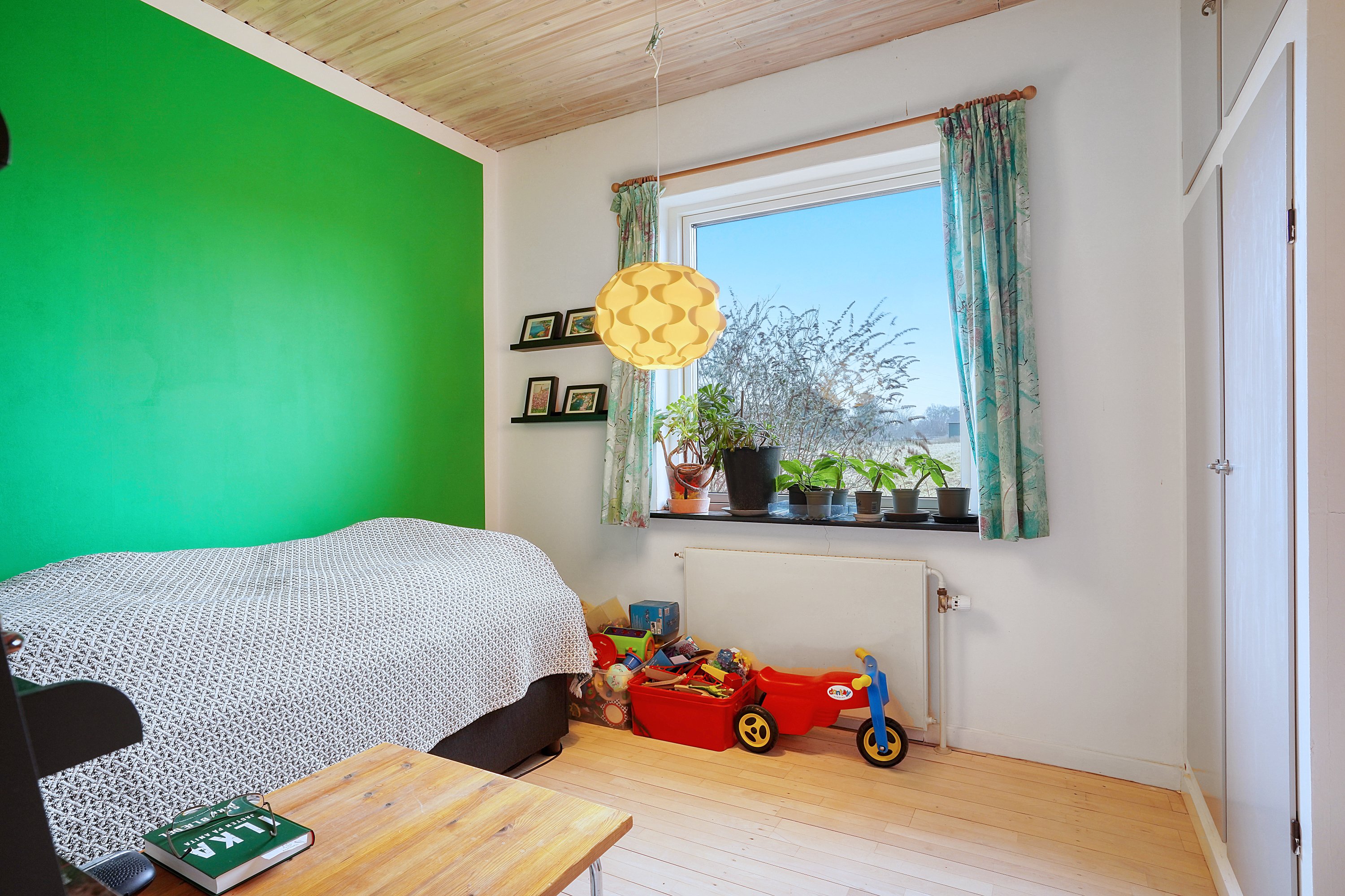 Fremhævet værelse billede i fuldskærmstilstand. Billede af Frederiksborgvej 170, 3450 Allerød