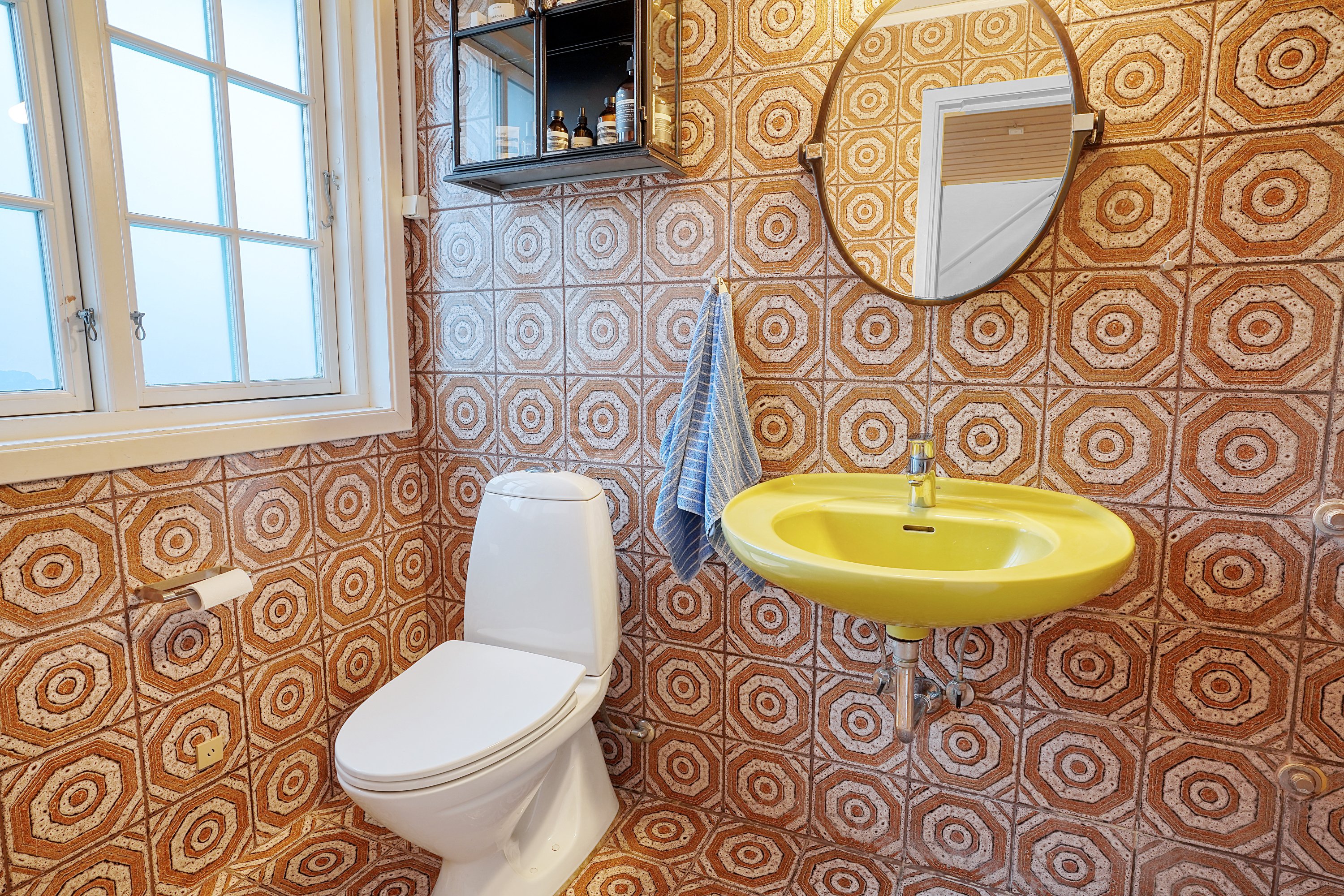 Fremhævet badeværelse billede i fuldskærmstilstand. Billede af Humlebæk Strandvej 147, 3050 Humlebæk