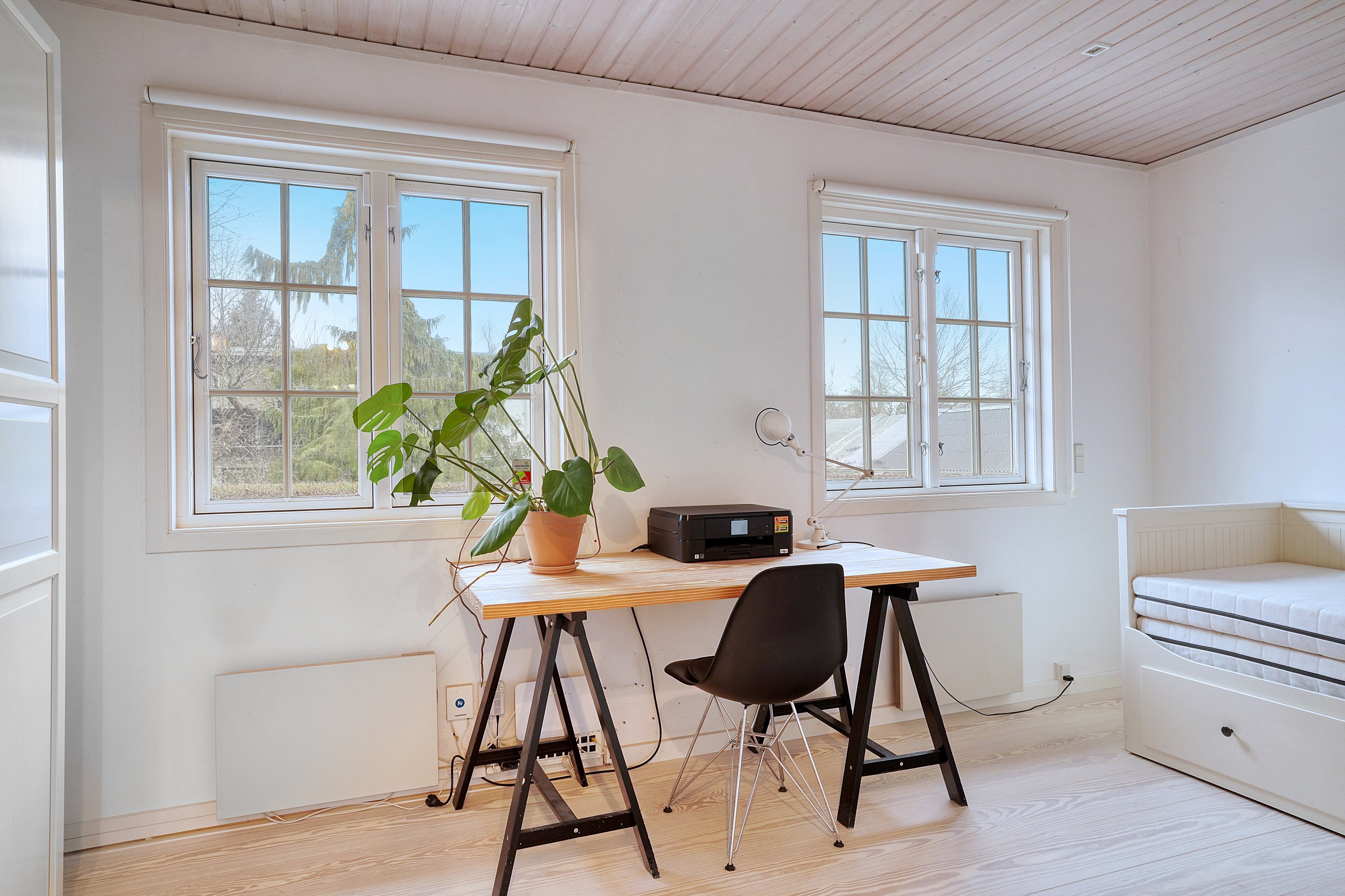 Fremhævet værelse billede i fuldskærmstilstand. Billede af Humlebæk Strandvej 147, 3050 Humlebæk