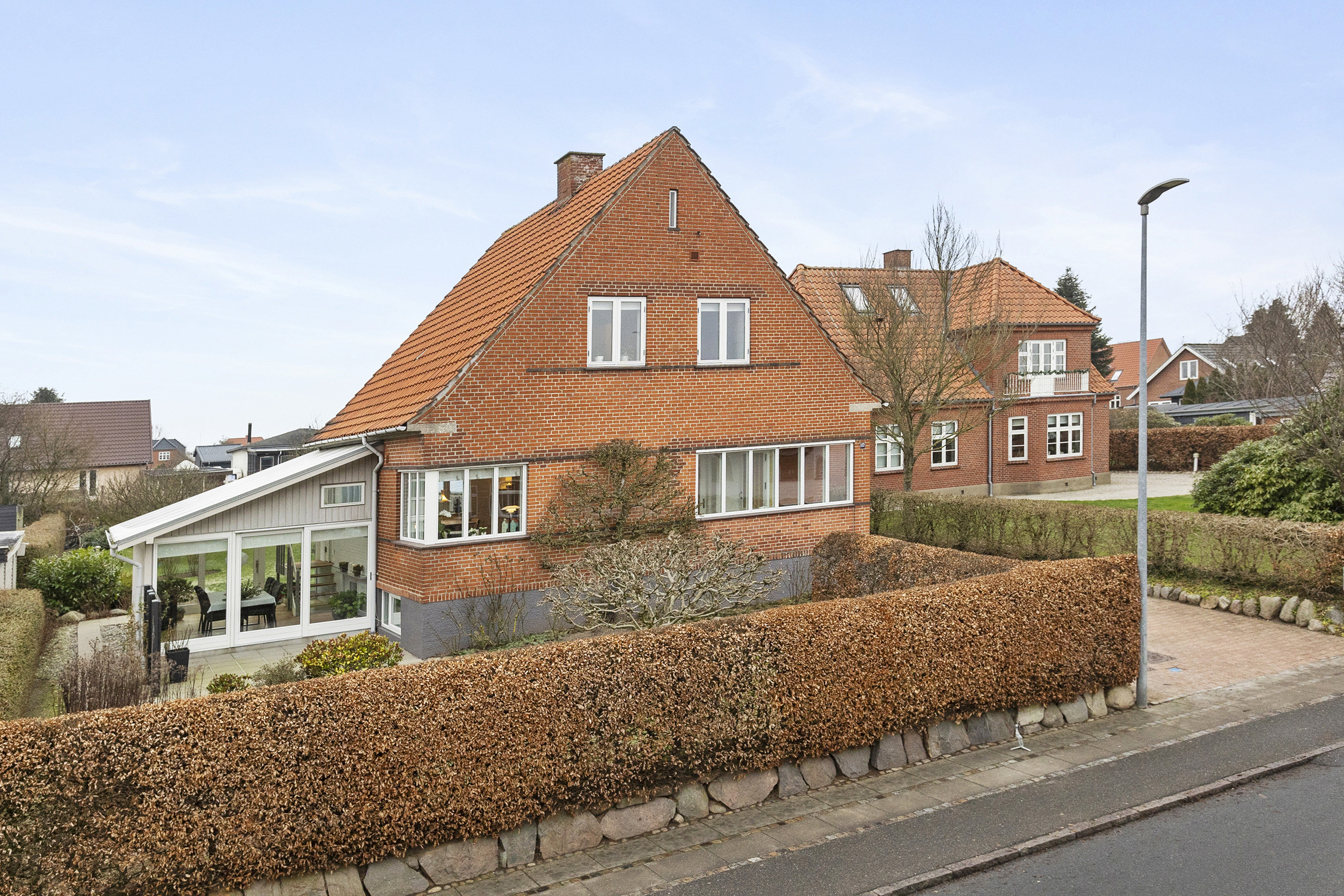 Fremhævet ejendommen billede i fuldskærmstilstand. Billede af Vester Alle 17, 6600 Vejen