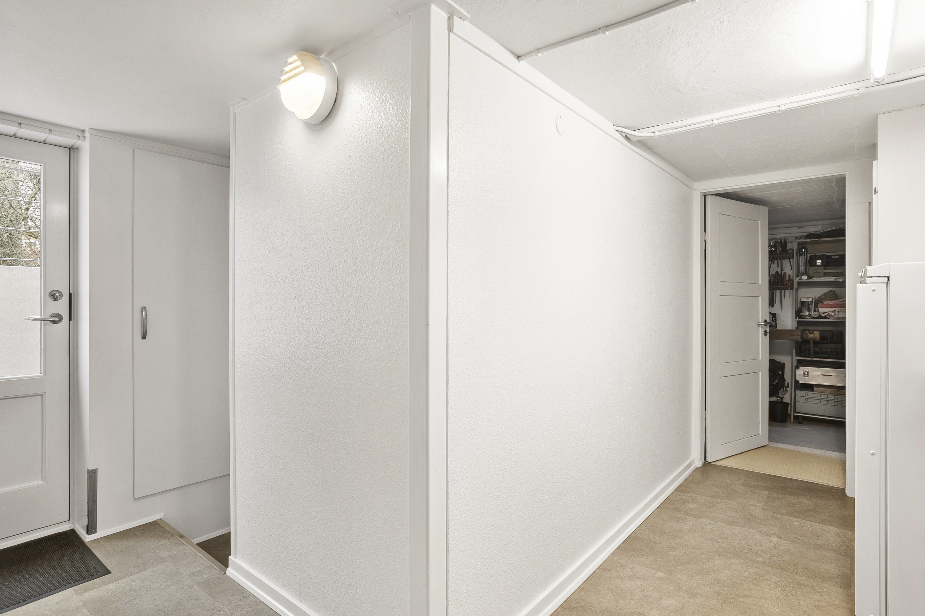 Fremhævet kælder billede i fuldskærmstilstand. Billede af Vester Alle 17, 6600 Vejen