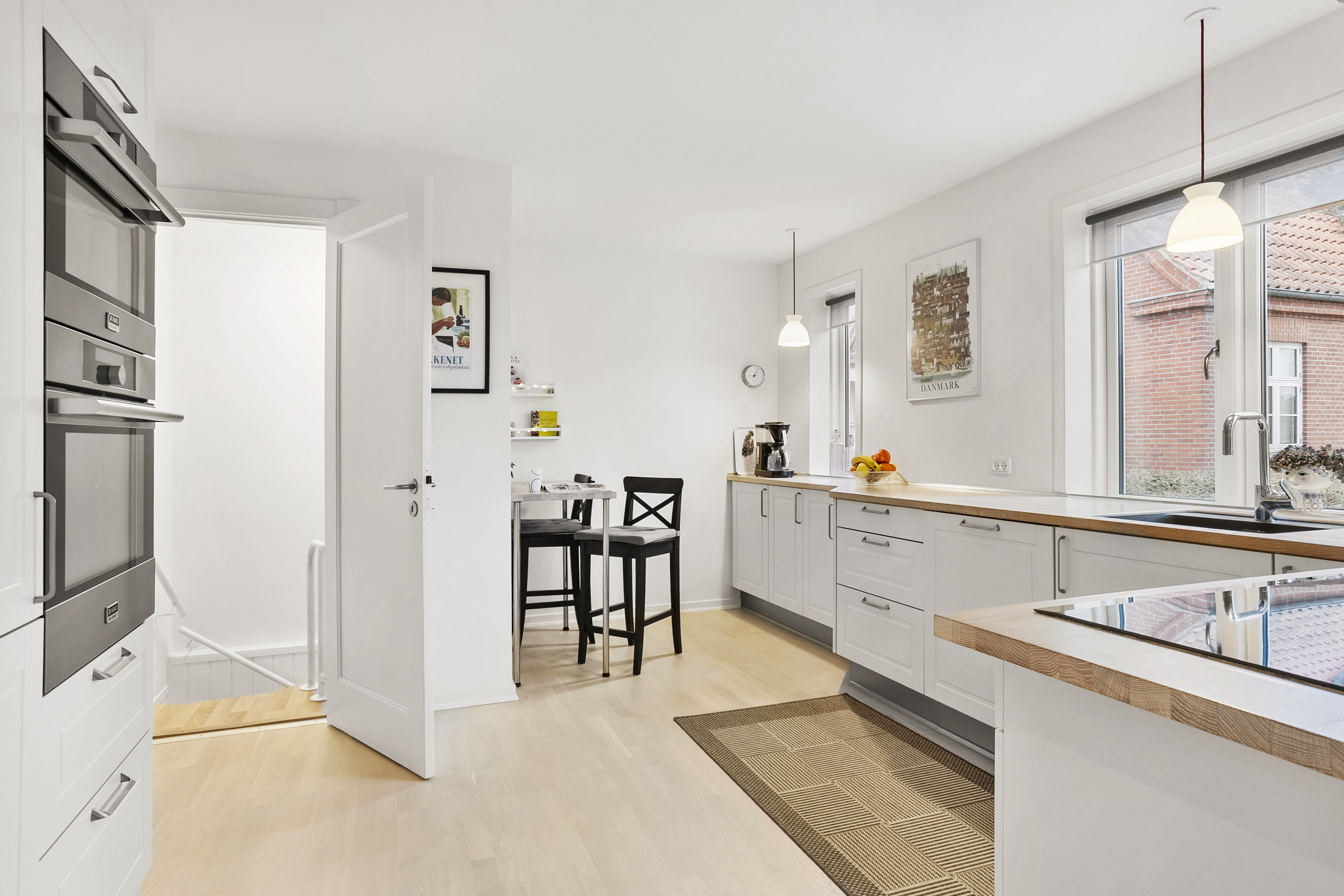 Fremhævet køkken billede i fuldskærmstilstand. Billede af Vester Alle 17, 6600 Vejen