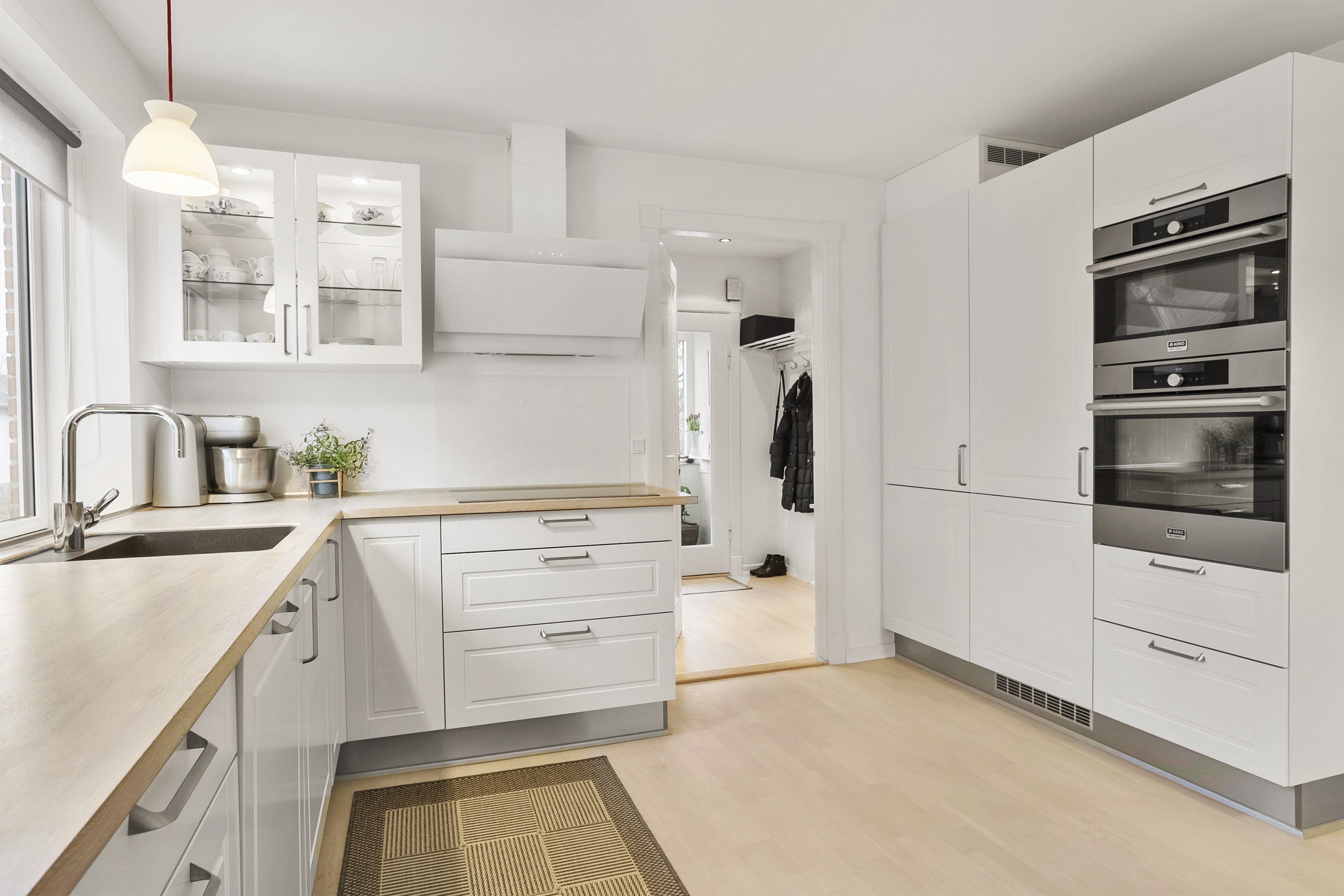 Fremhævet køkken billede i fuldskærmstilstand. Billede af Vester Alle 17, 6600 Vejen