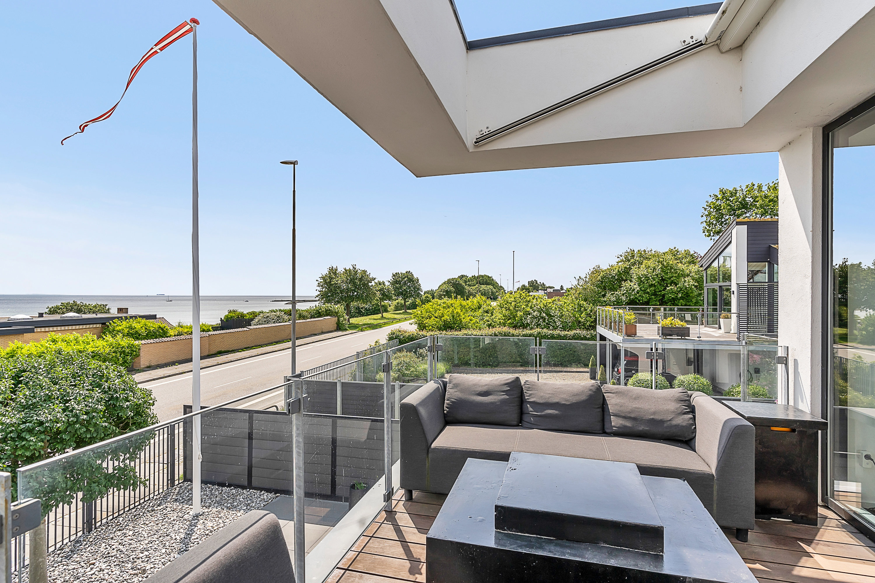 Fremhævet  billede i fuldskærmstilstand. Billede af Egå Strandvej 105, 8250 Egå