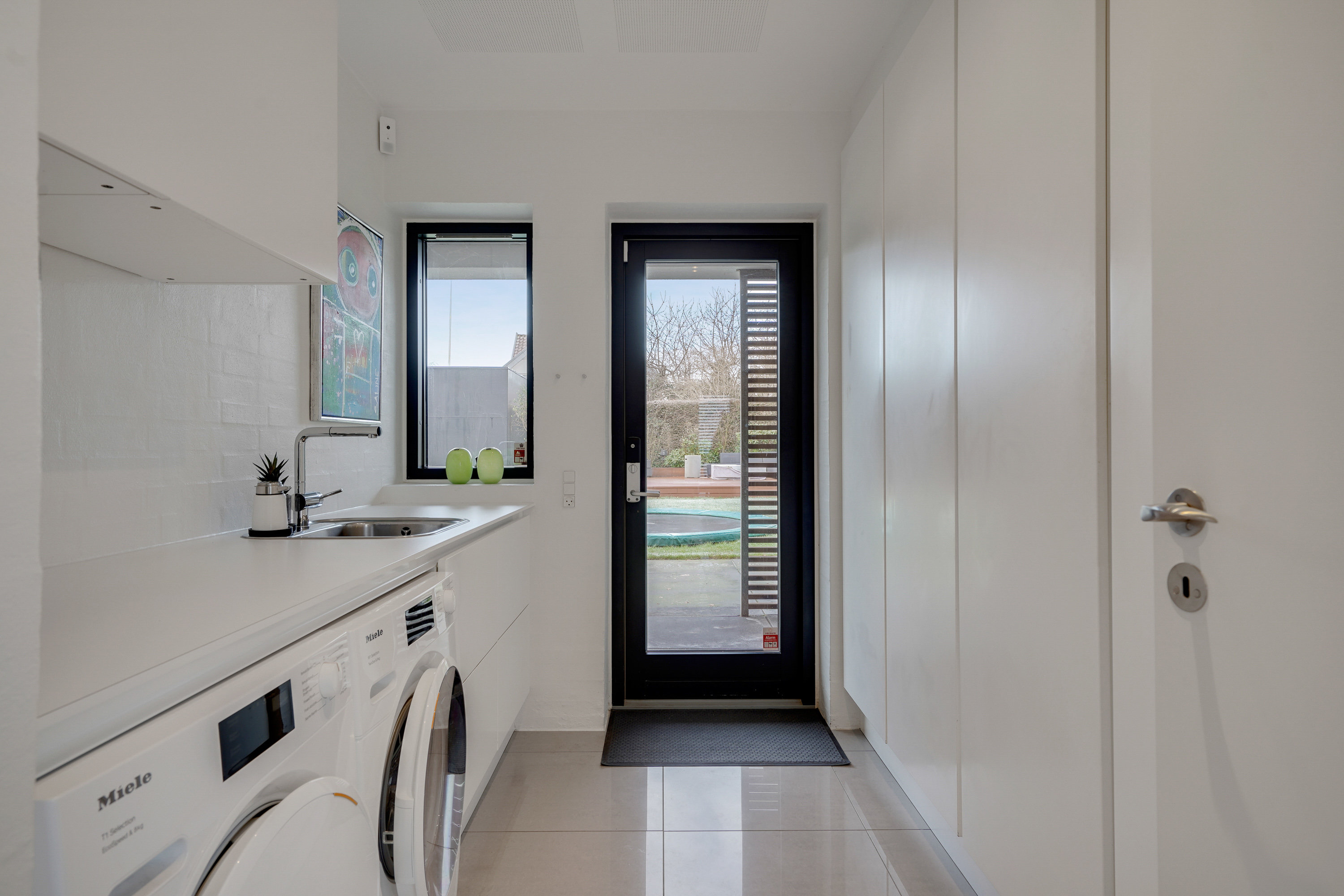 Fremhævet  billede i fuldskærmstilstand. Billede af Egå Strandvej 105, 8250 Egå