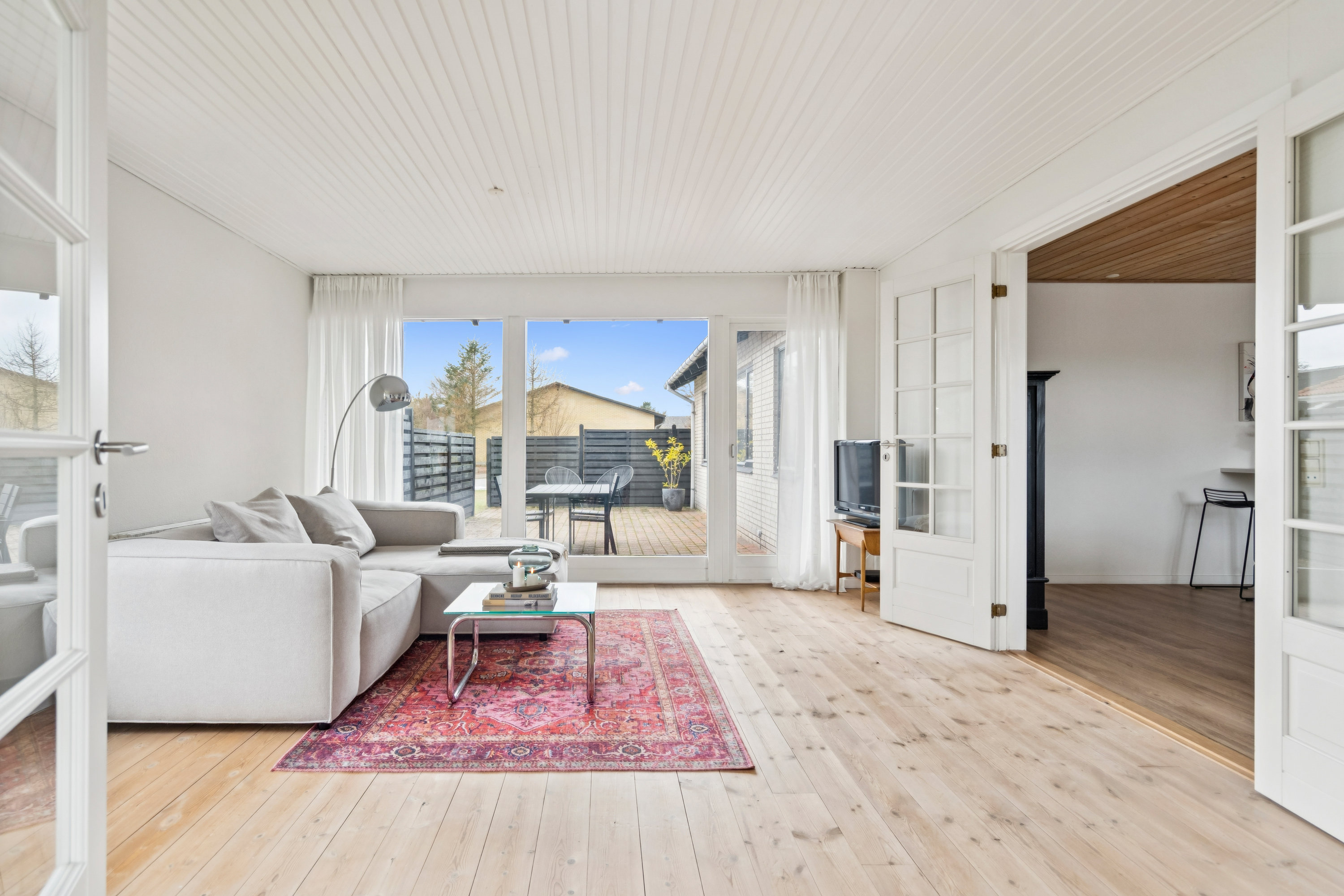 Fremhævet stue billede i fuldskærmstilstand. Billede af Porsevænget 5, 9850 Hirtshals