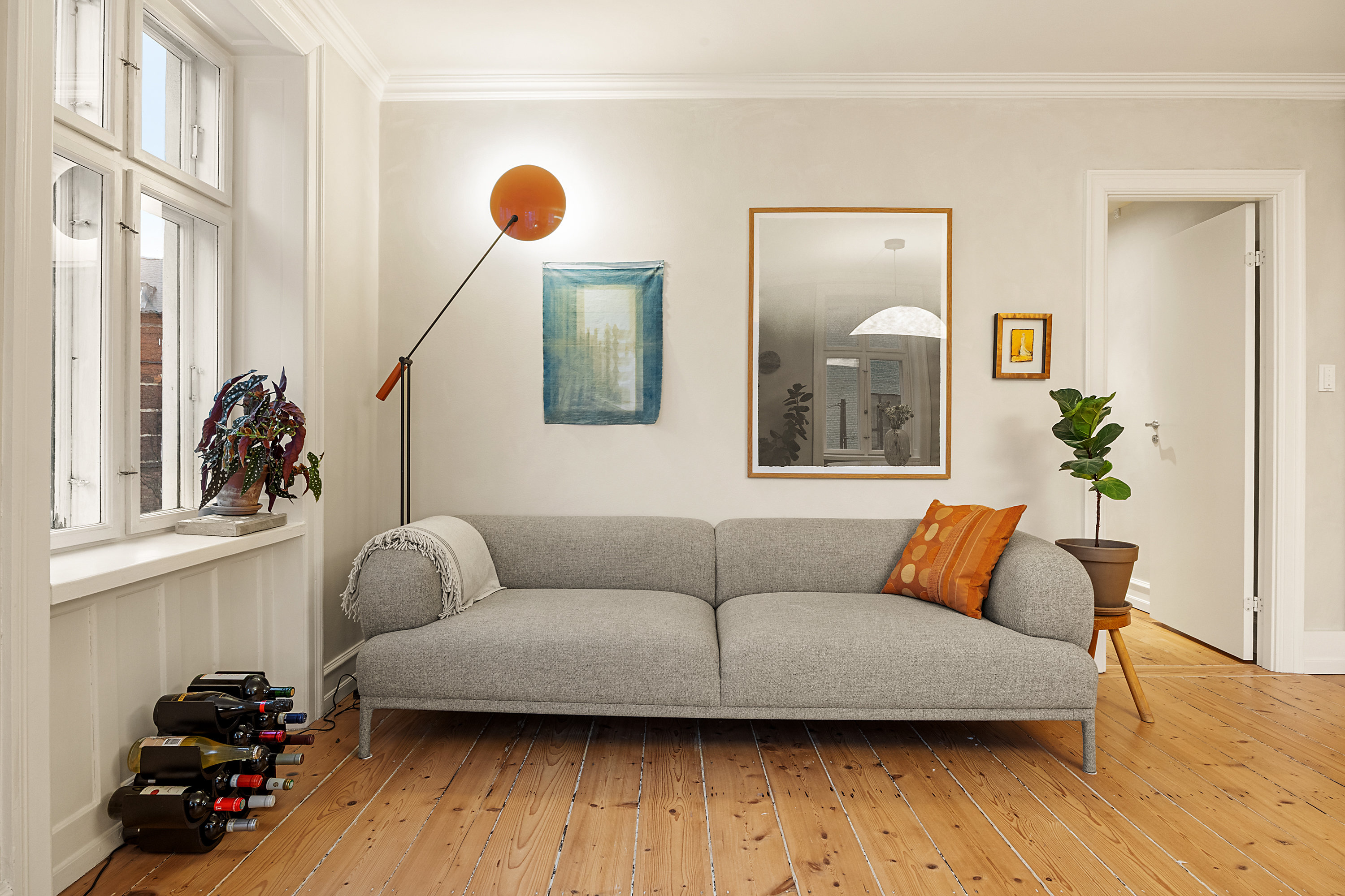 Fremhævet stue billede i fuldskærmstilstand. Billede af Nørrebrogade 205, 2. th., 2200 København N