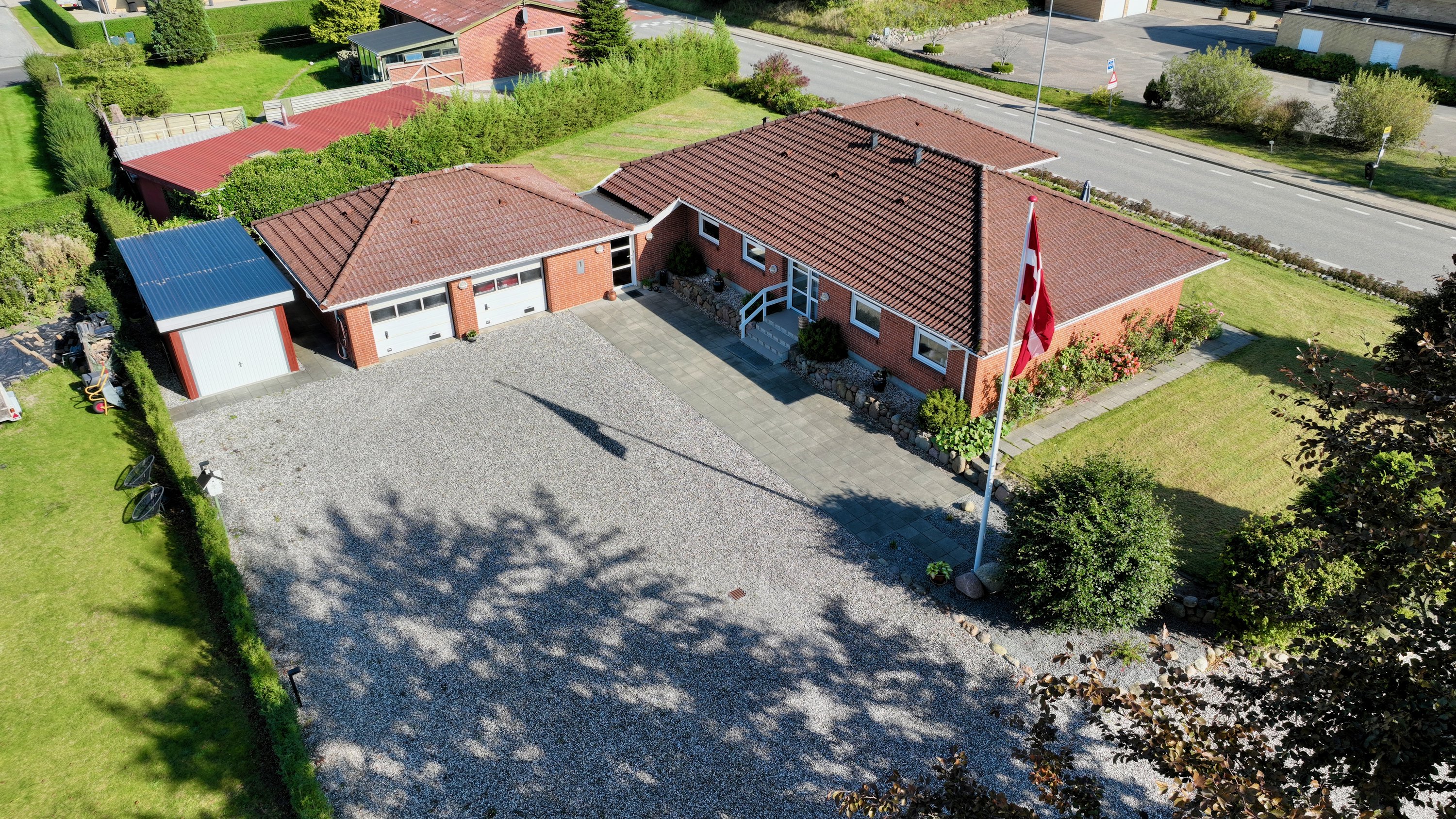 Fremhævet  billede i fuldskærmstilstand. Billede af Østergade 89, 9560 Hadsund