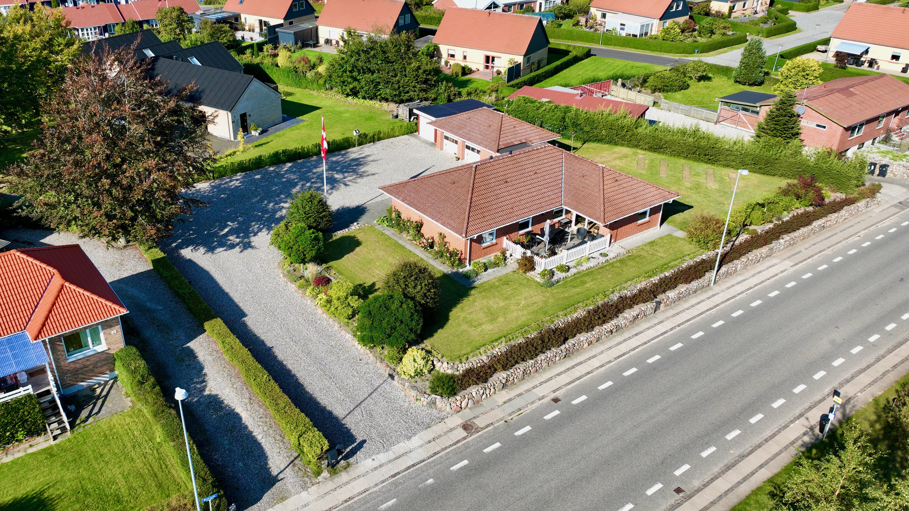 Fremhævet  billede i fuldskærmstilstand. Billede af Østergade 89, 9560 Hadsund