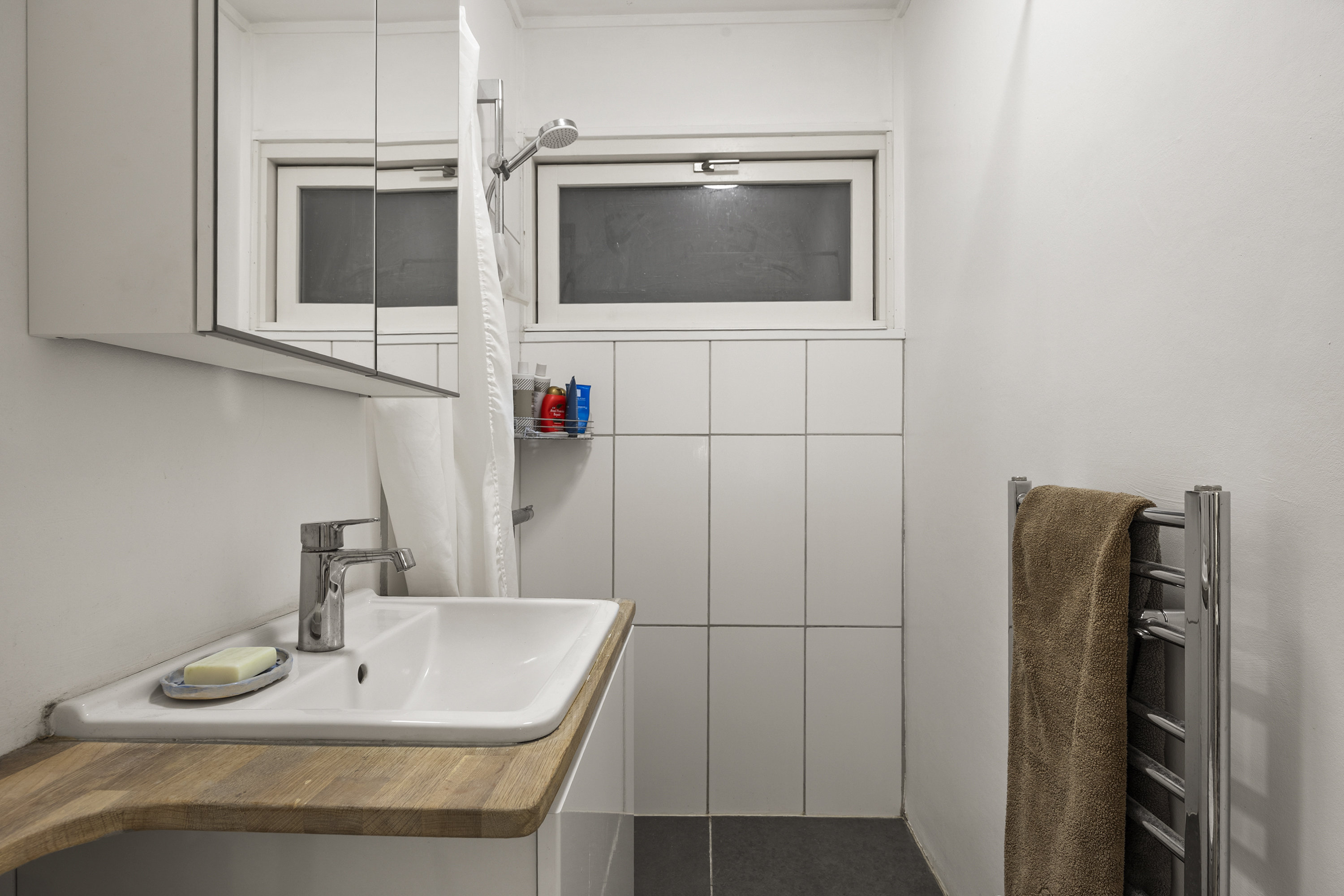 Fremhævet badeværelse billede i fuldskærmstilstand. Billede af Blågårdsgade 26, 1. 5., 2200 København N