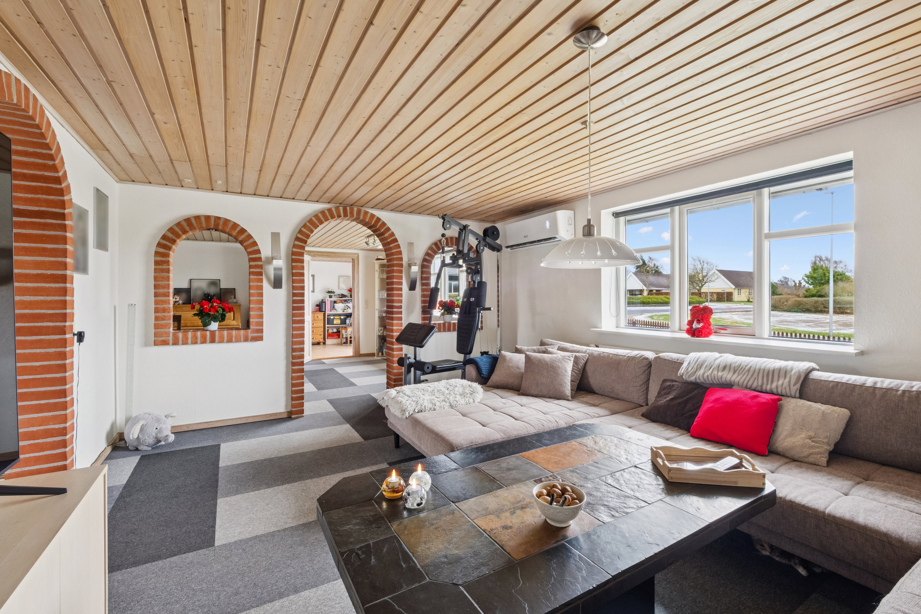 Fremhævet stue billede i fuldskærmstilstand. Billede af Søndervænget 29, Jebjerg, 7870 Roslev