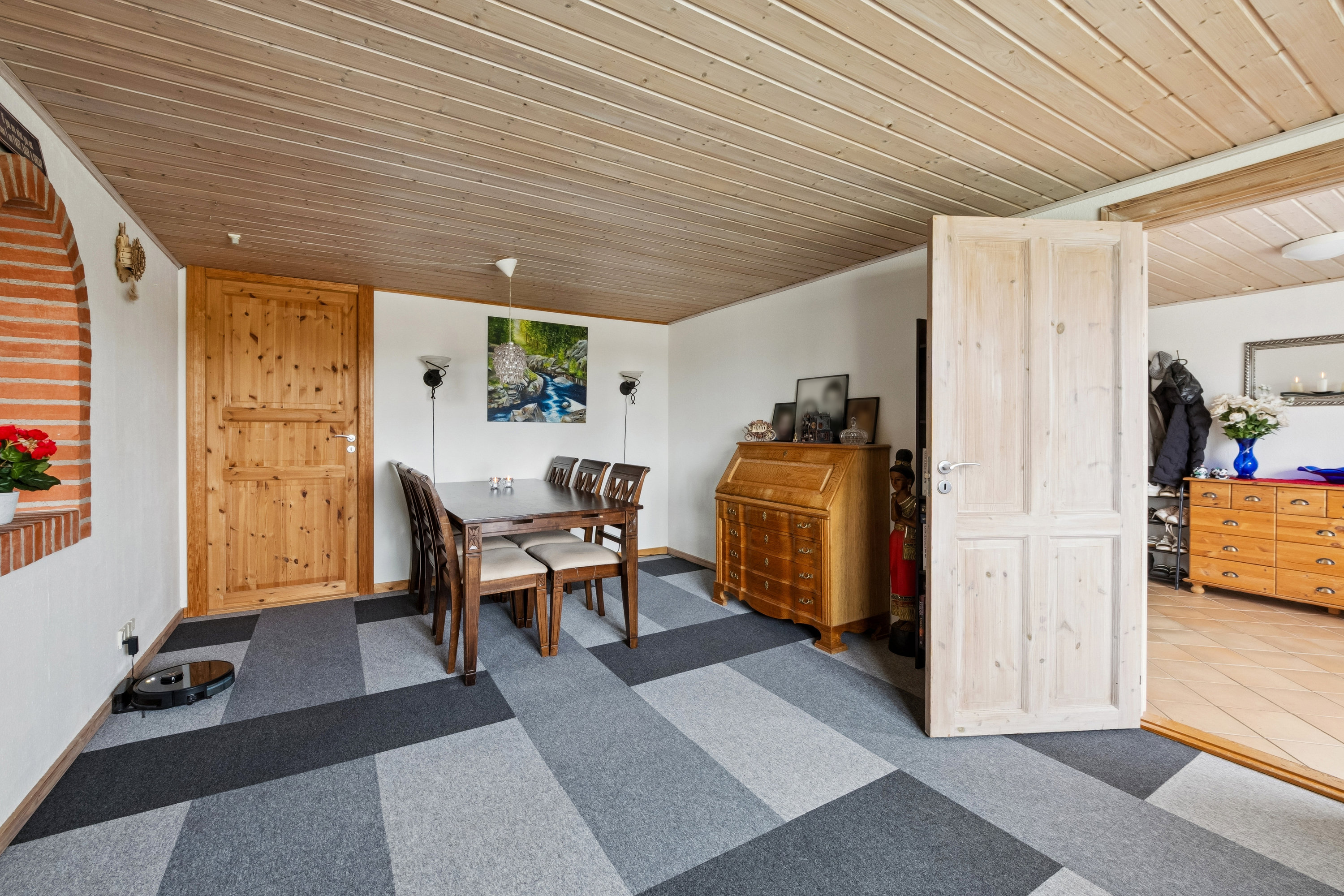 Fremhævet stue billede i fuldskærmstilstand. Billede af Søndervænget 29, Jebjerg, 7870 Roslev