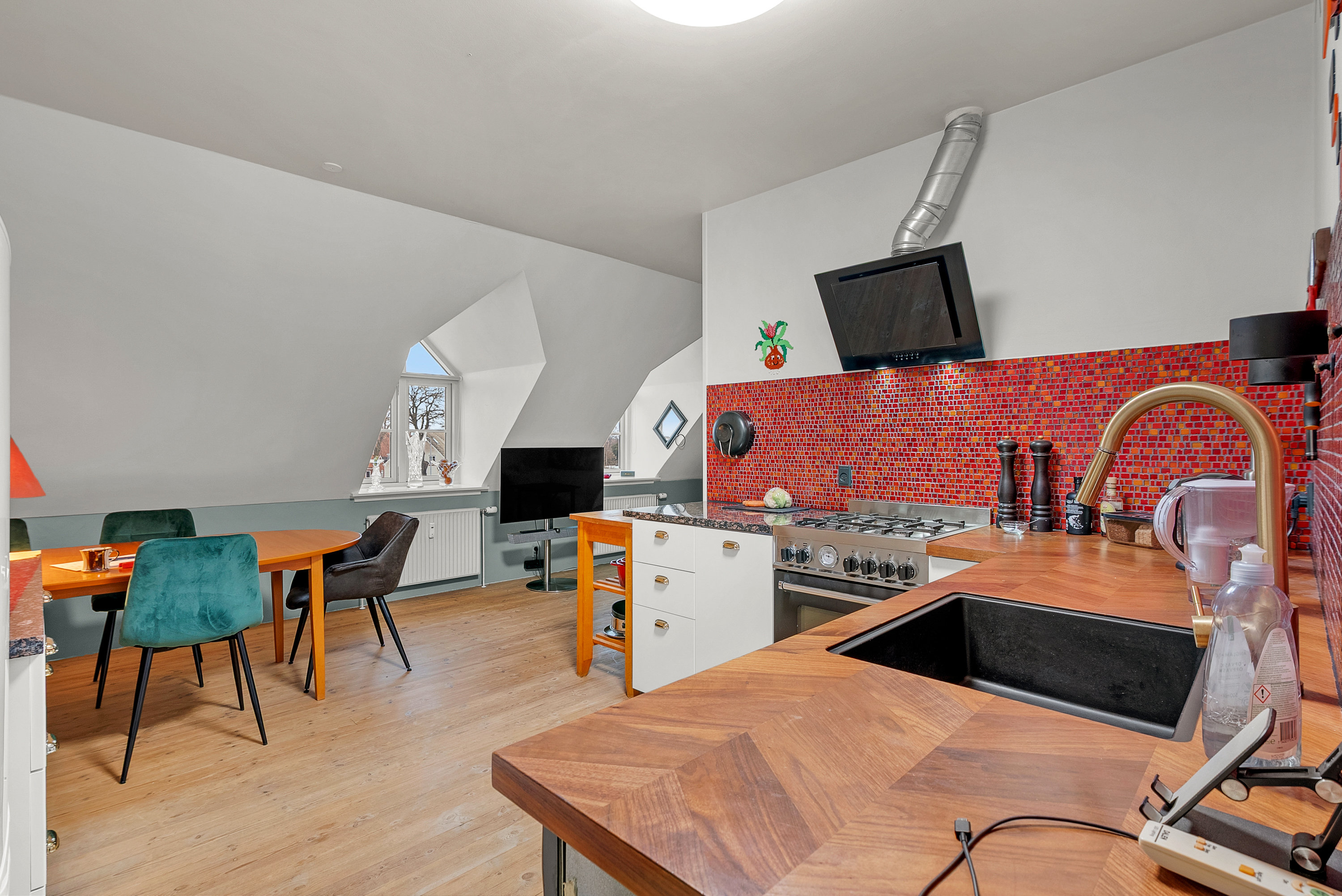 Fremhævet køkken billede i fuldskærmstilstand. Billede af Lagonis Minde 9M, 5600 Faaborg