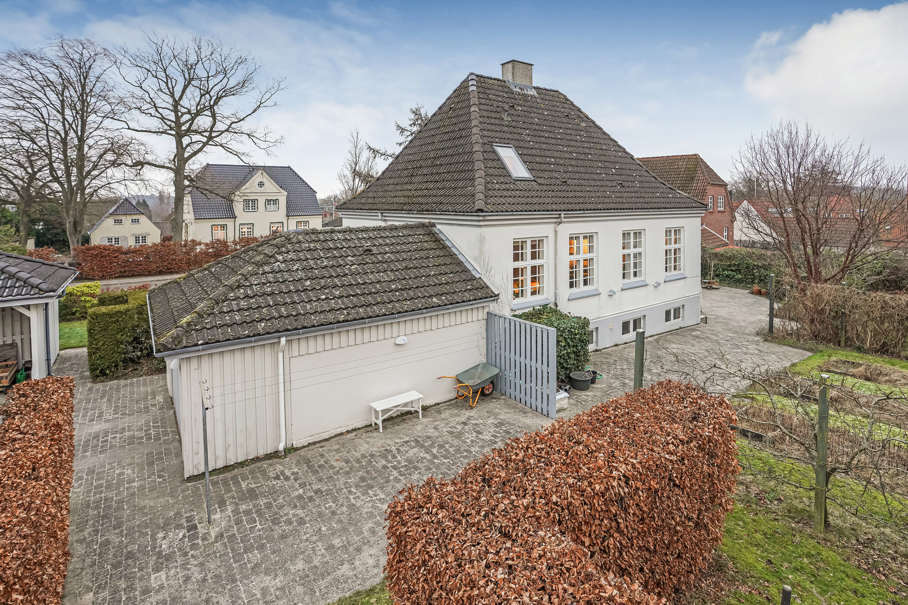 Fremhævet ejendommen billede i fuldskærmstilstand. Billede af Skolevej 3, Næsby, 5270 Odense N