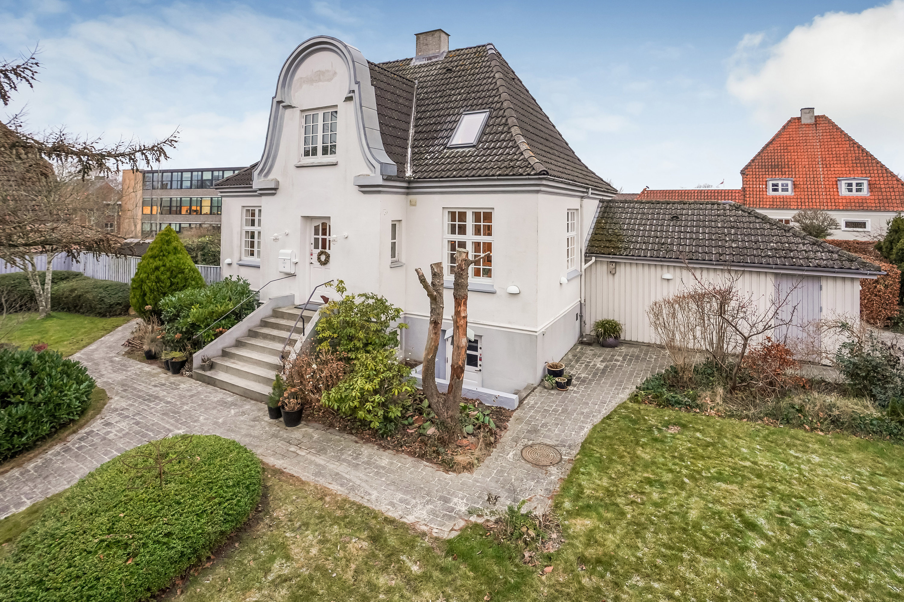 Fremhævet ejendommen billede i fuldskærmstilstand. Billede af Skolevej 3, Næsby, 5270 Odense N