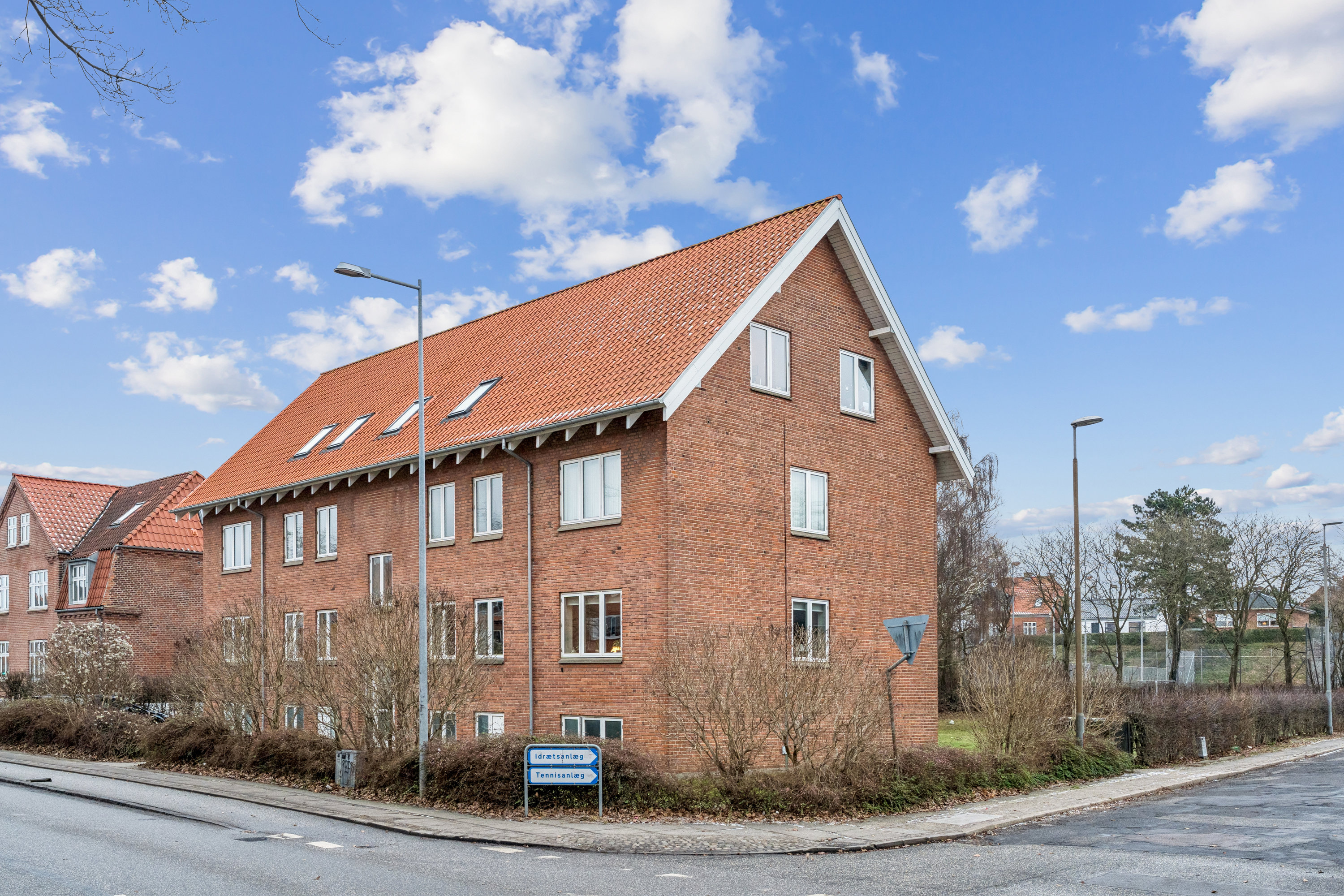 Fremhævet andet billede i fuldskærmstilstand. Billede af Østre Alle 81, st.. tv., 9000 Aalborg