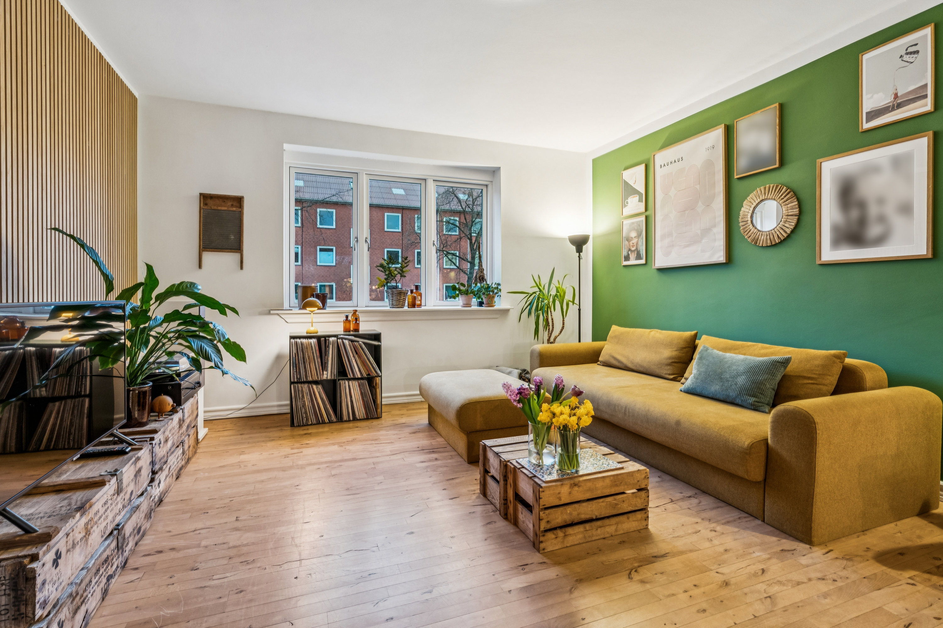 Fremhævet stue billede i fuldskærmstilstand. Billede af Østre Alle 81, st.. tv., 9000 Aalborg