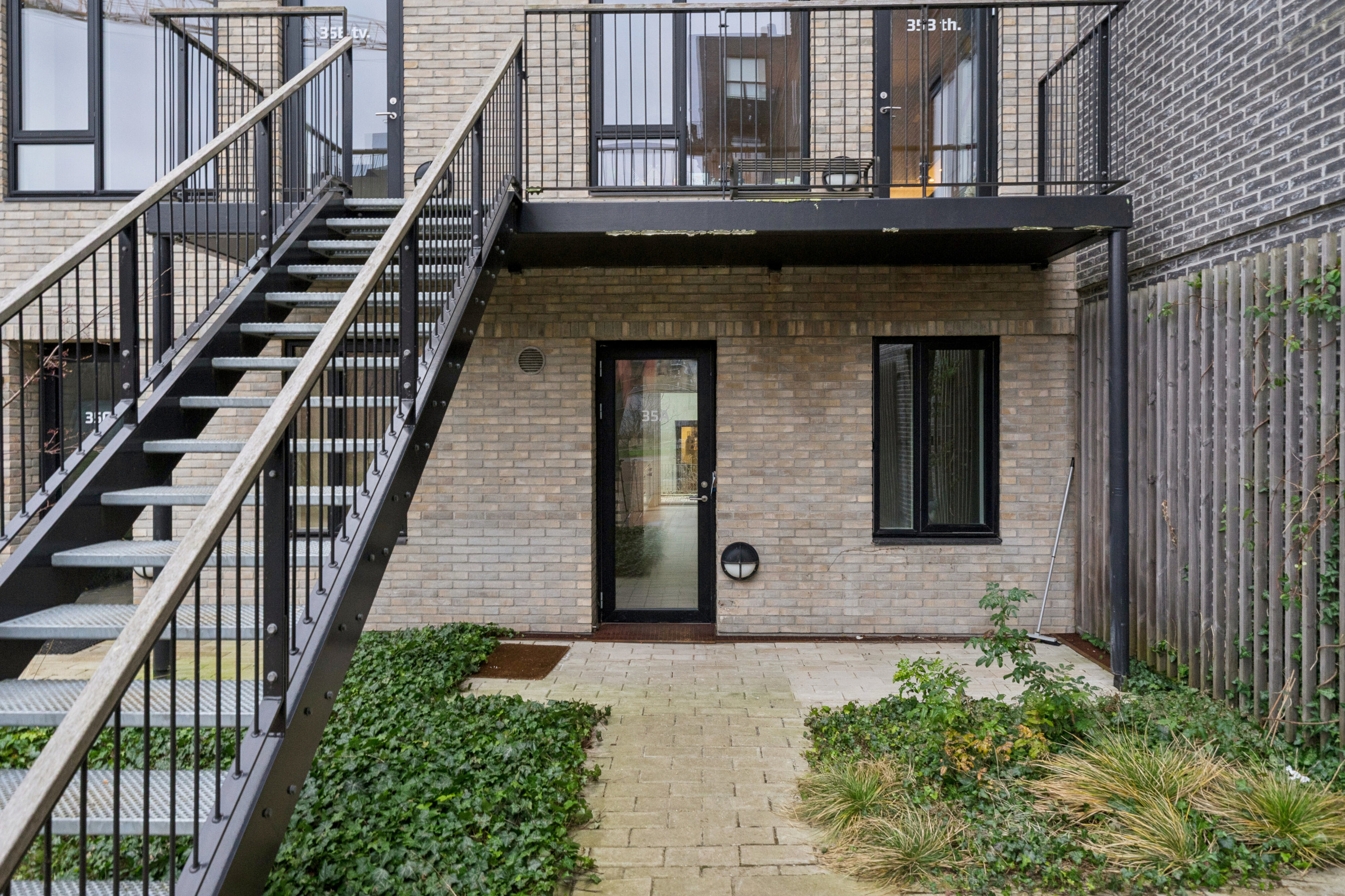 Fremhævet udendørs billede i fuldskærmstilstand. Billede af Ved Amagerbanen 35A, 2300 København S