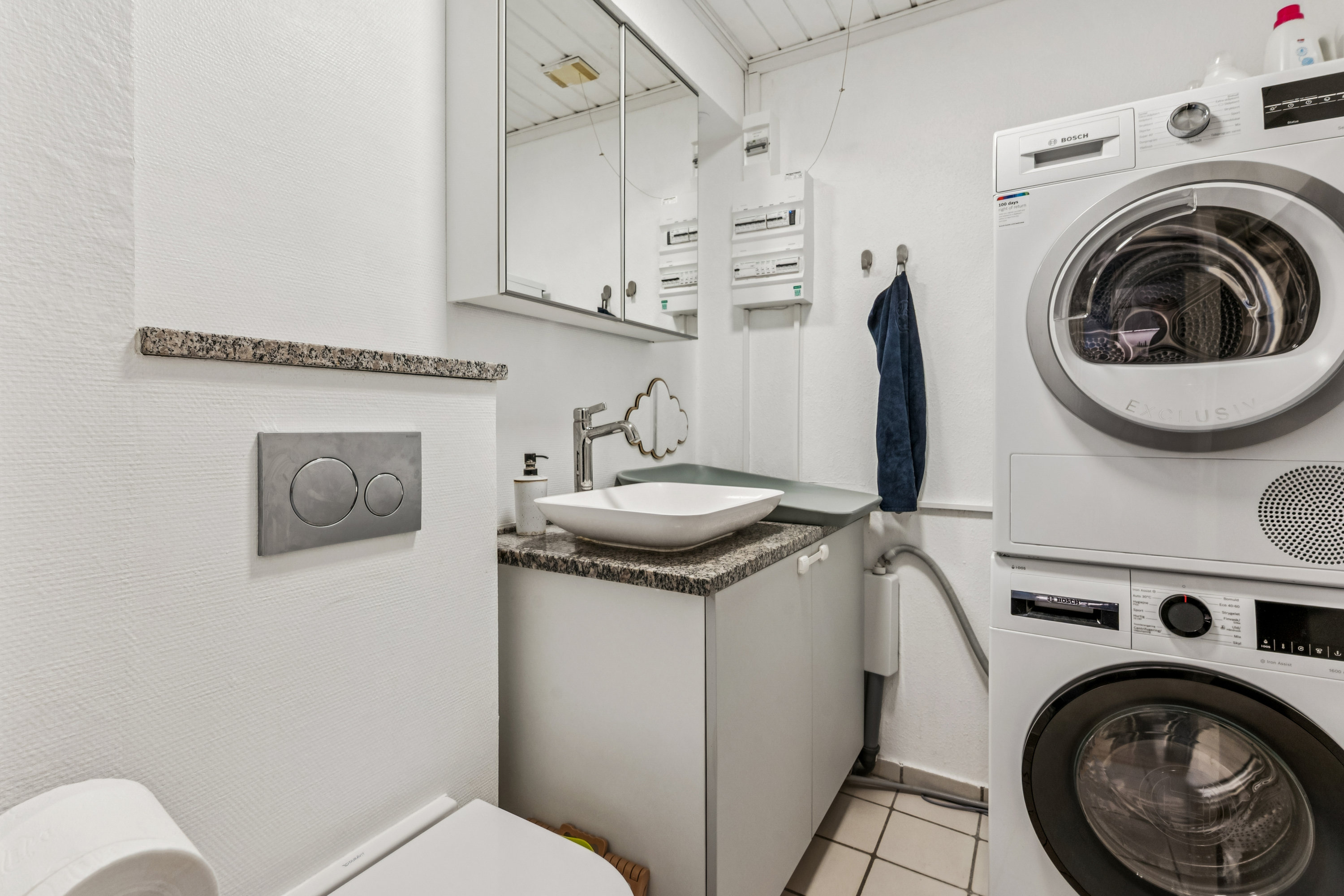 Fremhævet badeværelse billede i fuldskærmstilstand. Billede af Flintebakken 162, 8240 Risskov