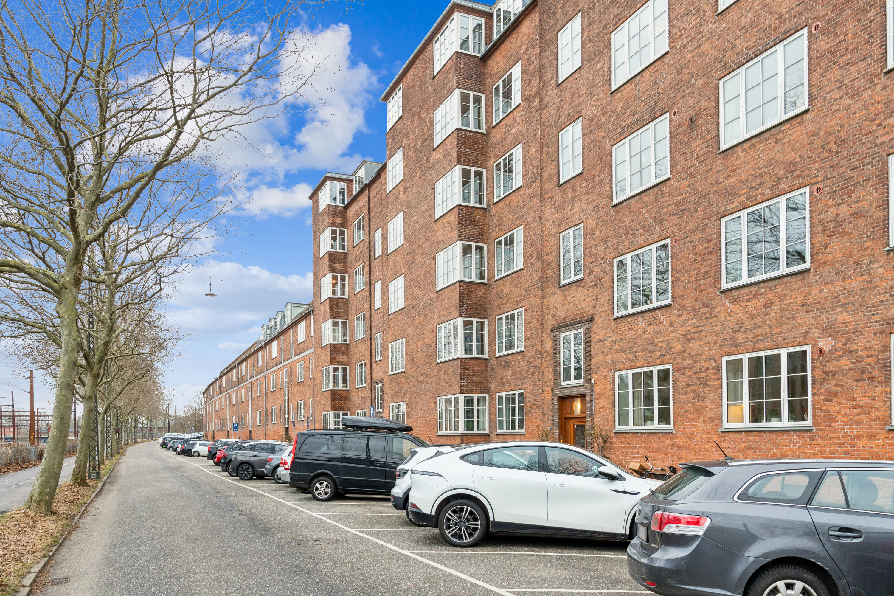 Fremhævet andet billede i fuldskærmstilstand. Billede af Østbanegade 43, st.. 2., 2100 København Ø
