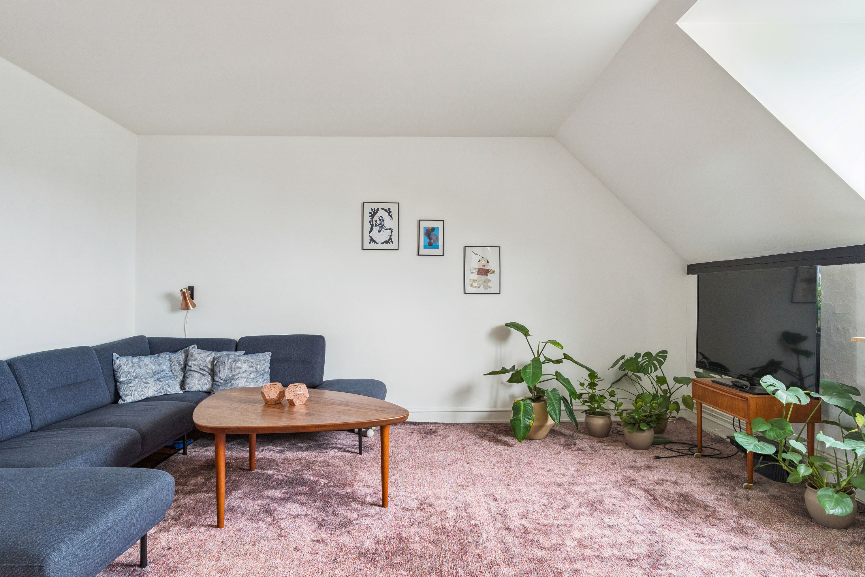 Fremhævet stue billede i fuldskærmstilstand. Billede af Østerbrogade 96, 5., 2100 København Ø