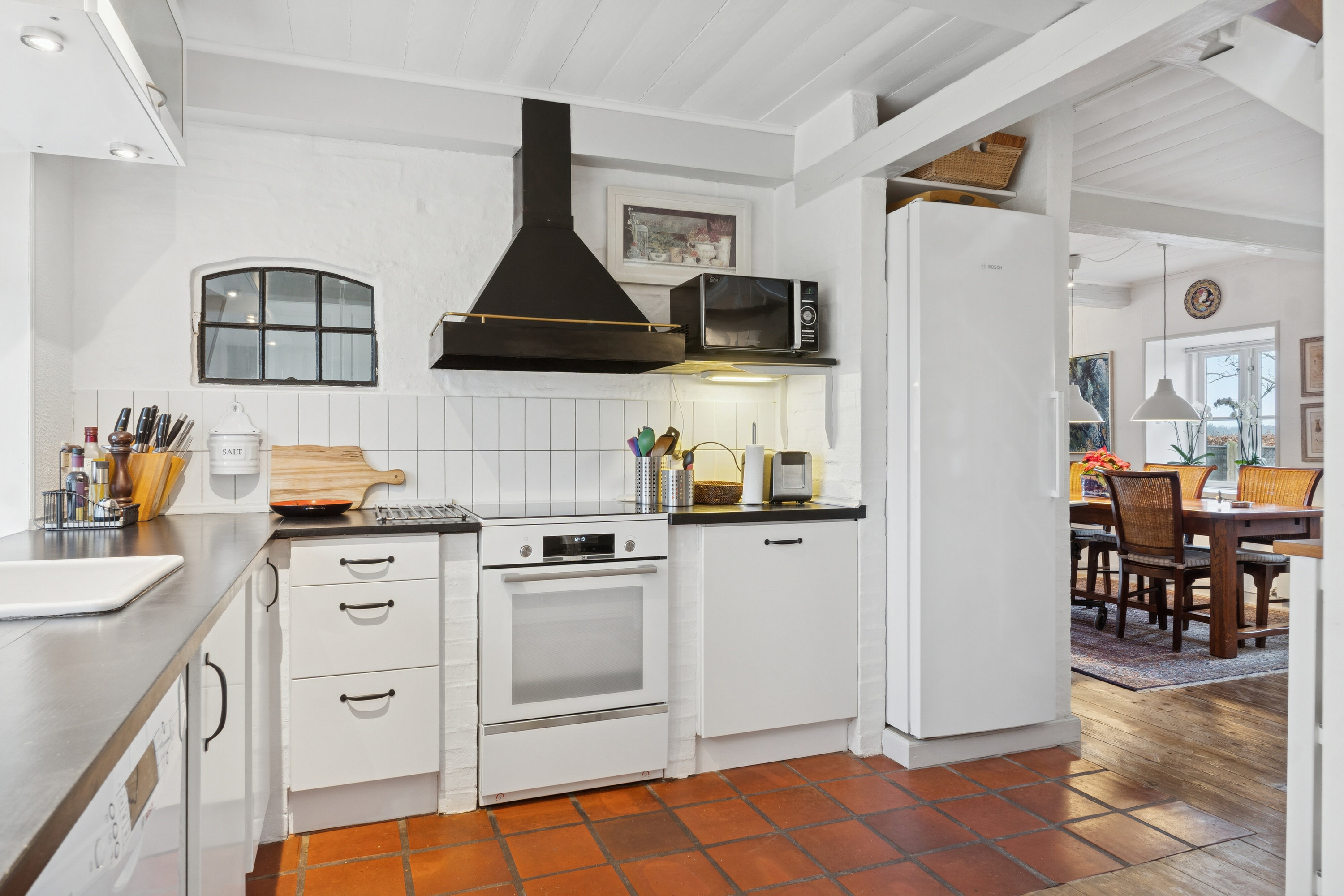 Fremhævet køkken billede i fuldskærmstilstand. Billede af Dongsvej 7, 5854 Gislev