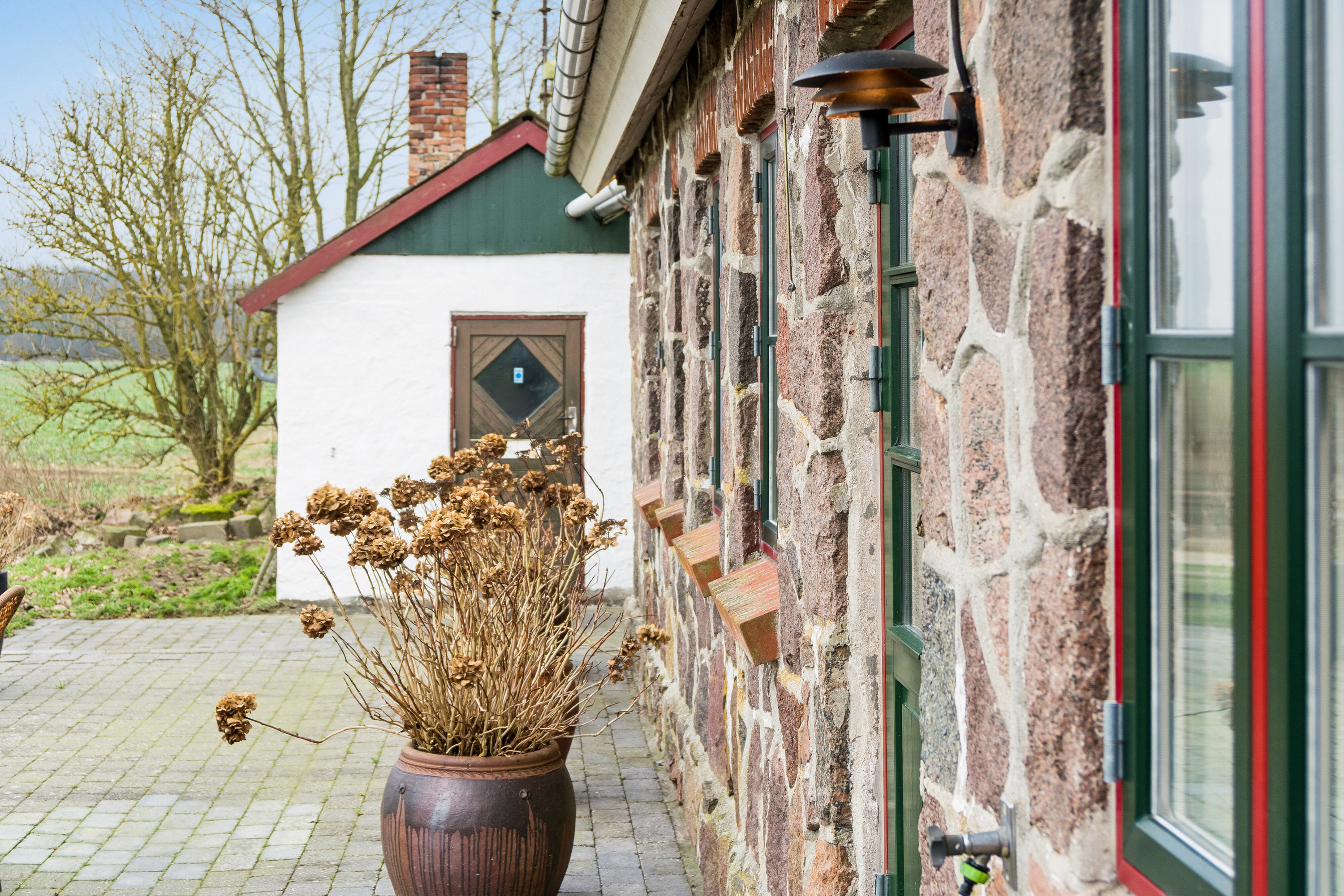 Fremhævet udendørs billede i fuldskærmstilstand. Billede af Dongsvej 7, 5854 Gislev