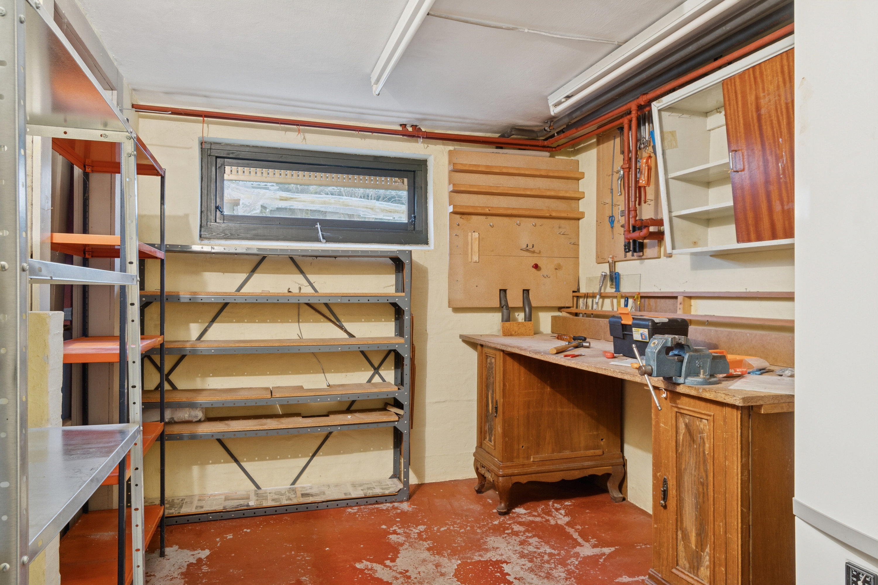 Fremhævet indendørs billede i fuldskærmstilstand. Billede af Brøndbyvestervej 105, 2605 Brøndby