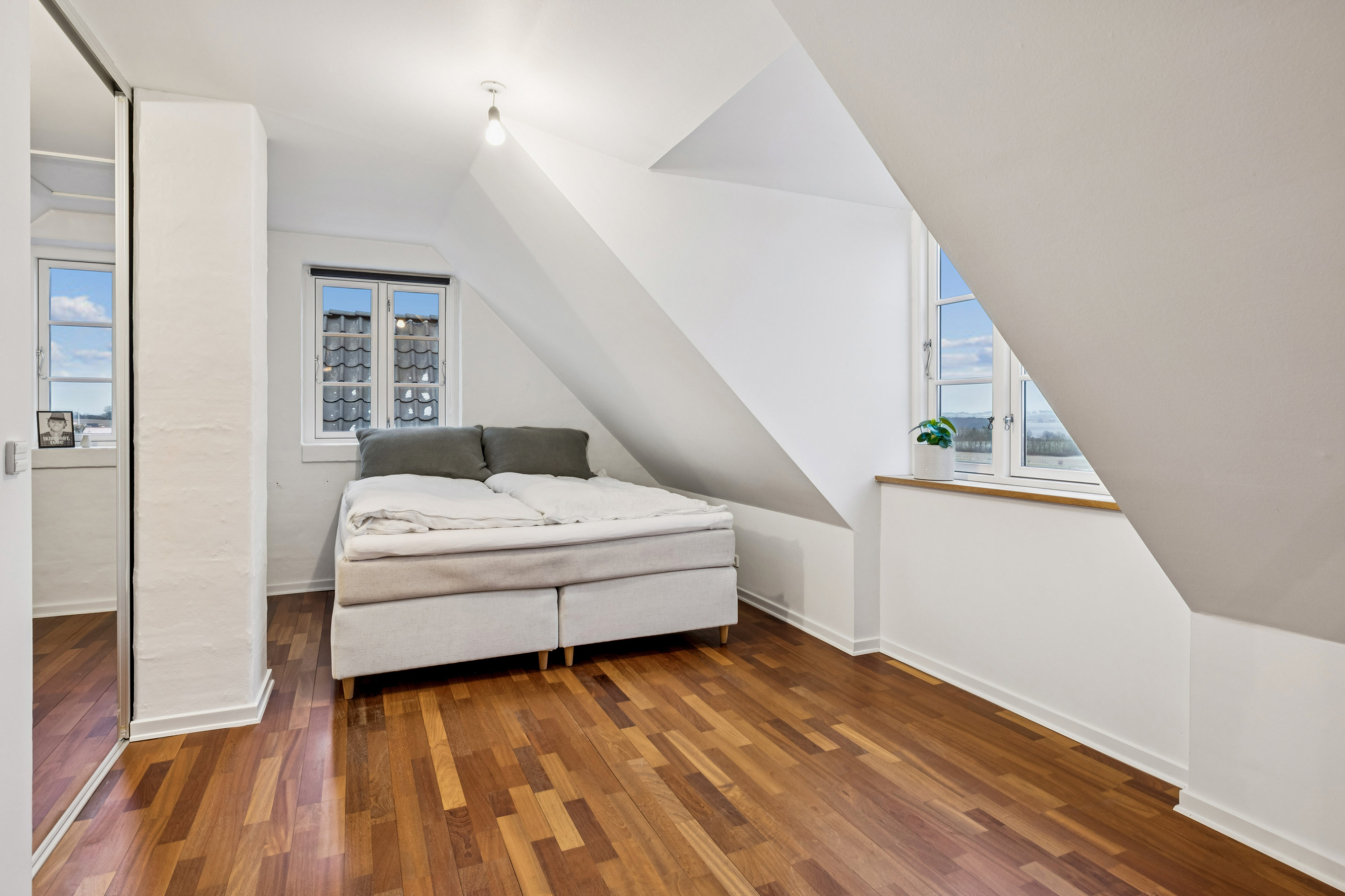 Fremhævet værelse billede i fuldskærmstilstand. Billede af Østergårdsvej 24, Ugelbølle, 8410 Rønde