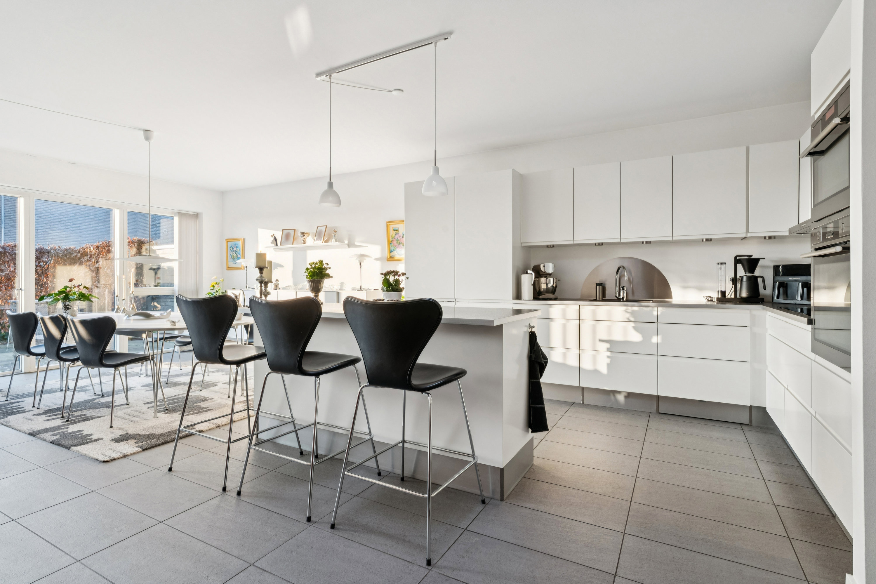 Fremhævet køkken billede i fuldskærmstilstand. Billede af Tinbergens Alle 63, 9260 Gistrup