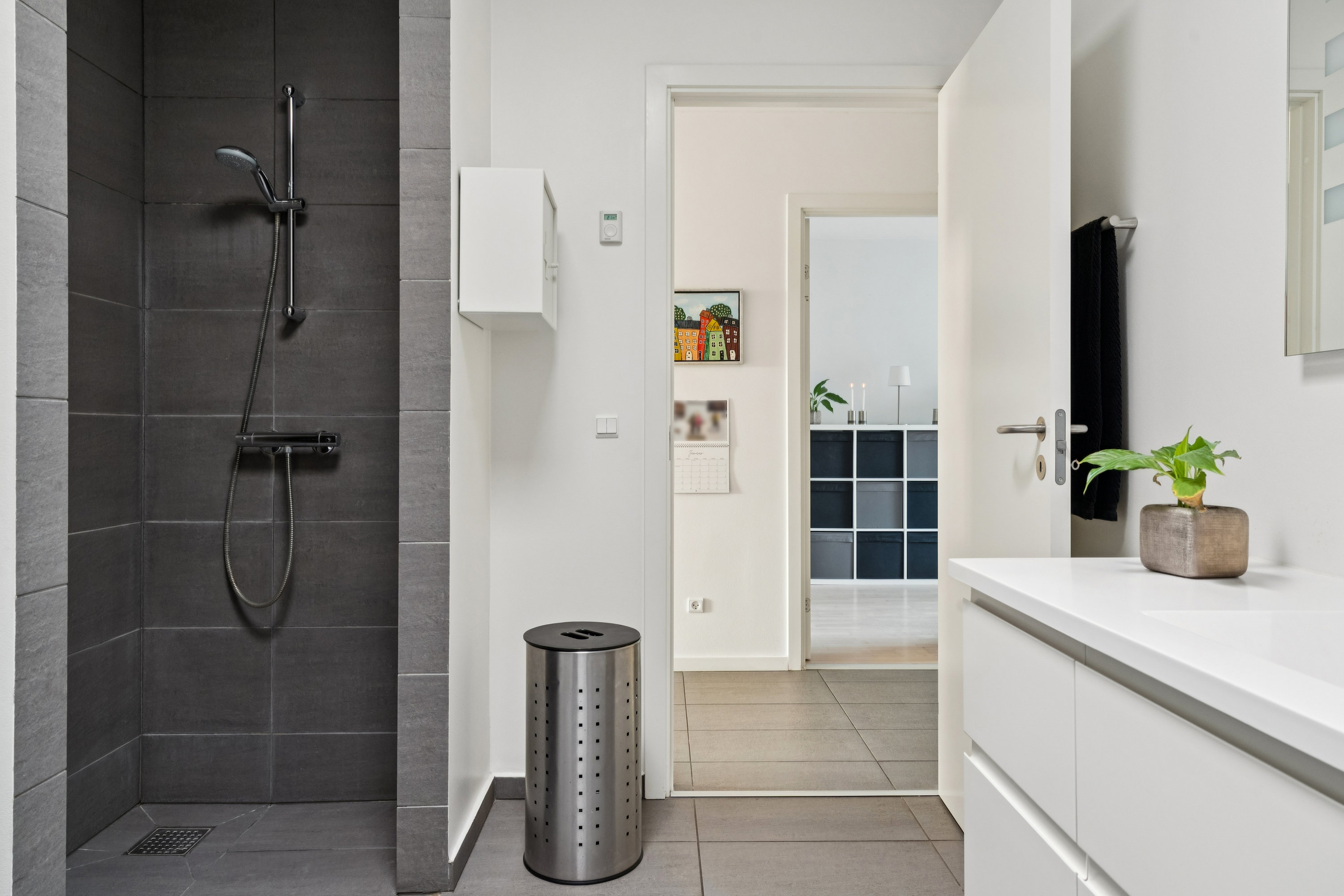 Fremhævet badeværelse billede i fuldskærmstilstand. Billede af Tinbergens Alle 63, 9260 Gistrup