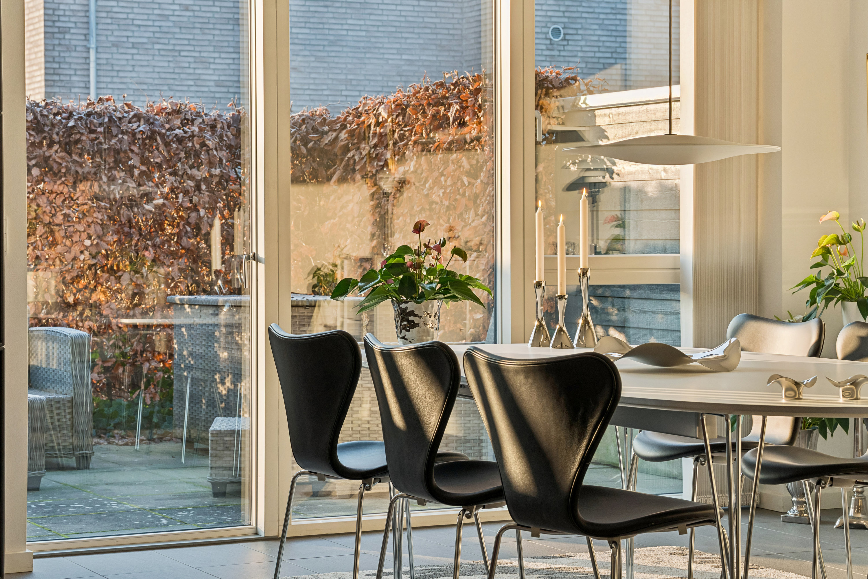 Fremhævet stue billede i fuldskærmstilstand. Billede af Tinbergens Alle 63, 9260 Gistrup