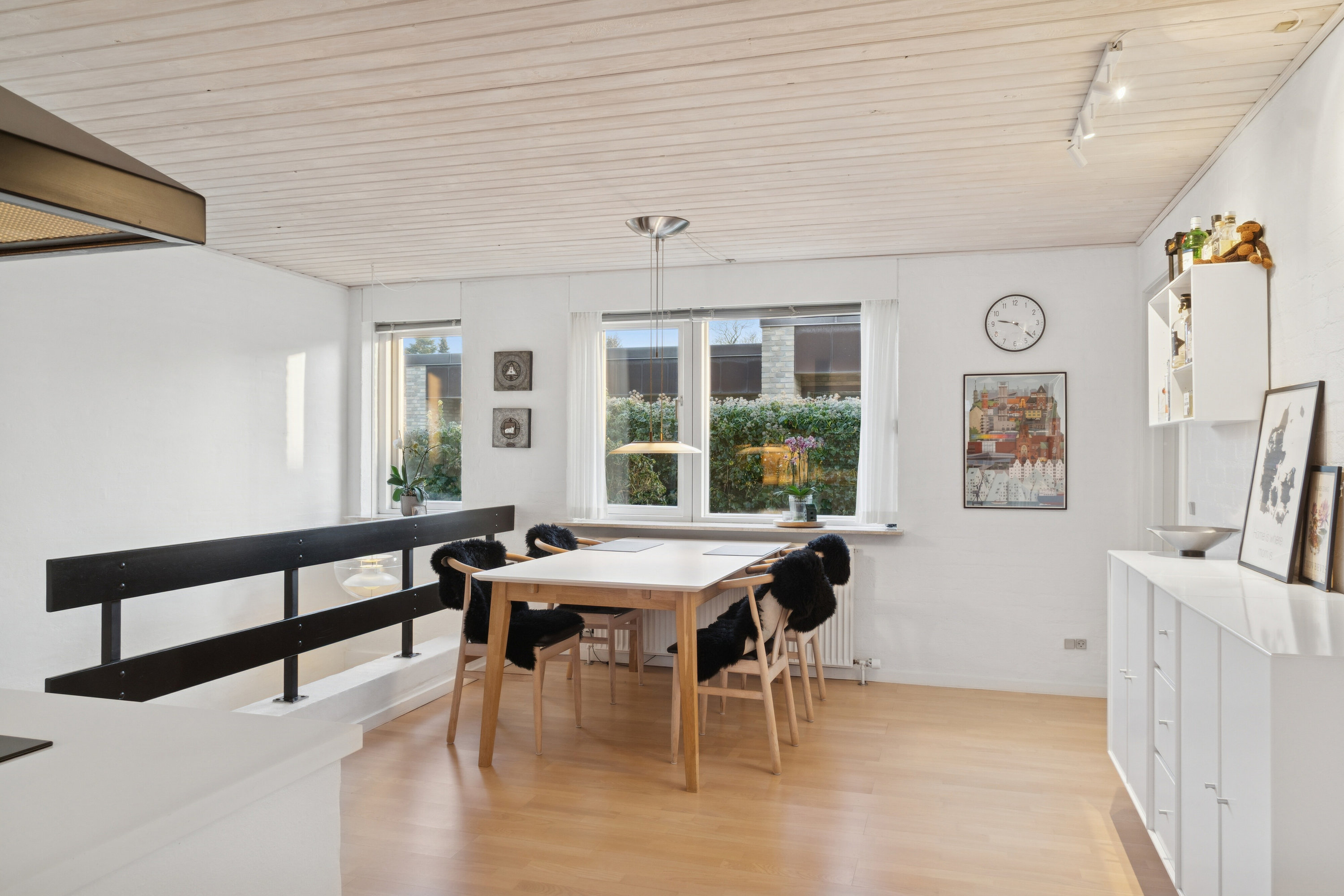 Fremhævet alrum billede i fuldskærmstilstand. Billede af Tyrrestrupvej 4, 8270 Højbjerg