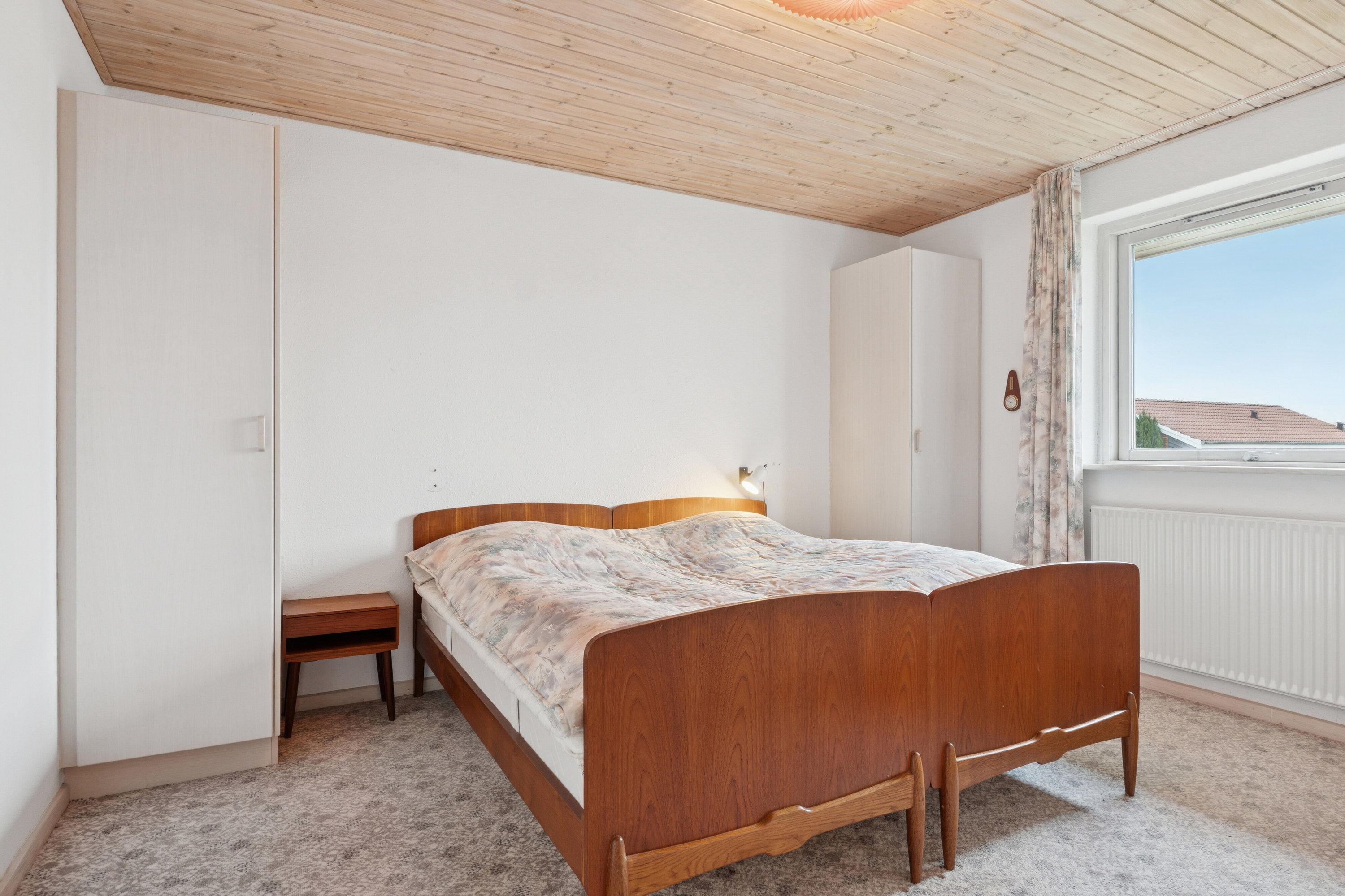 Fremhævet soveværelse billede i fuldskærmstilstand. Billede af Nordvangen 4, 9870 Sindal