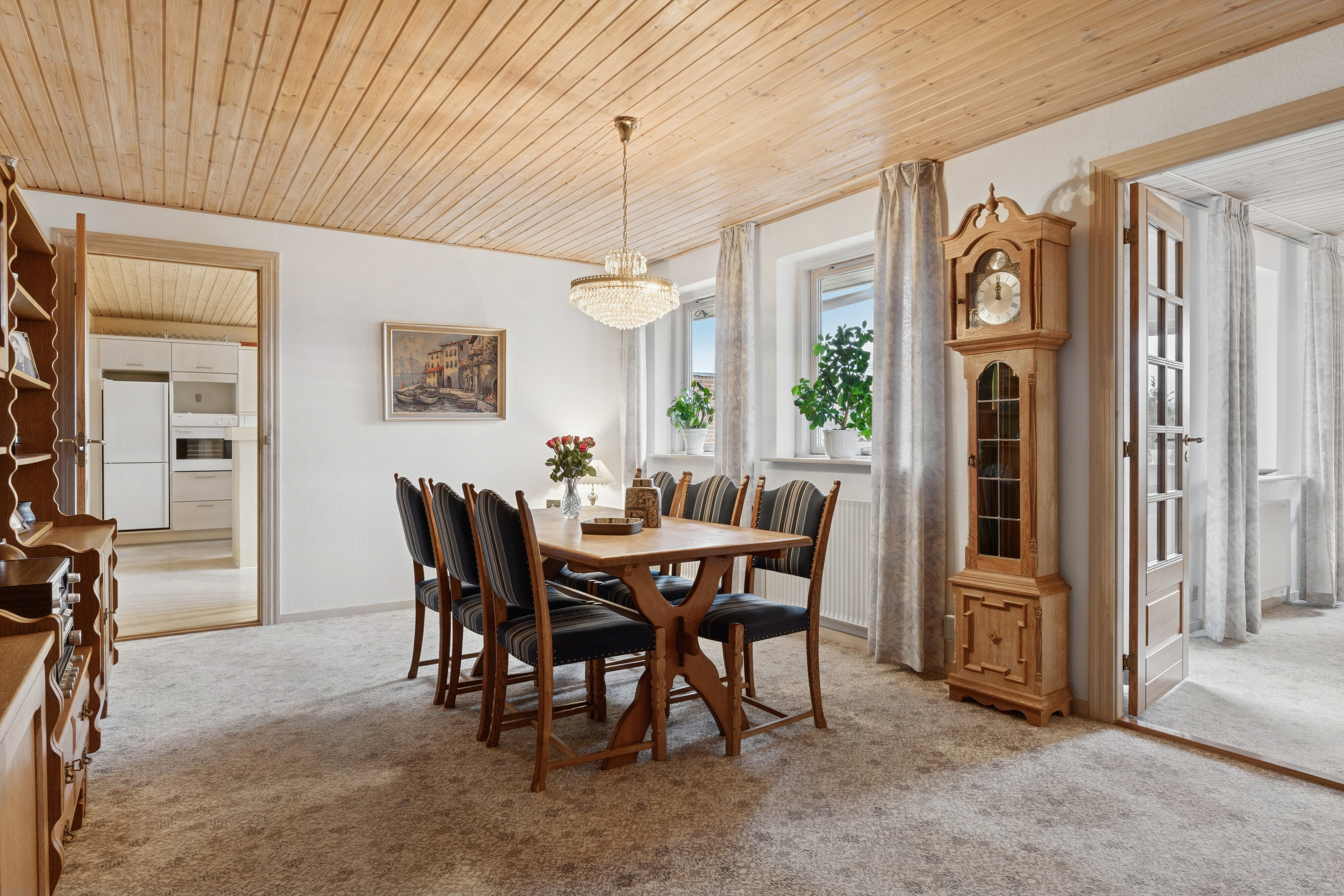 Fremhævet spisestue billede i fuldskærmstilstand. Billede af Nordvangen 4, 9870 Sindal