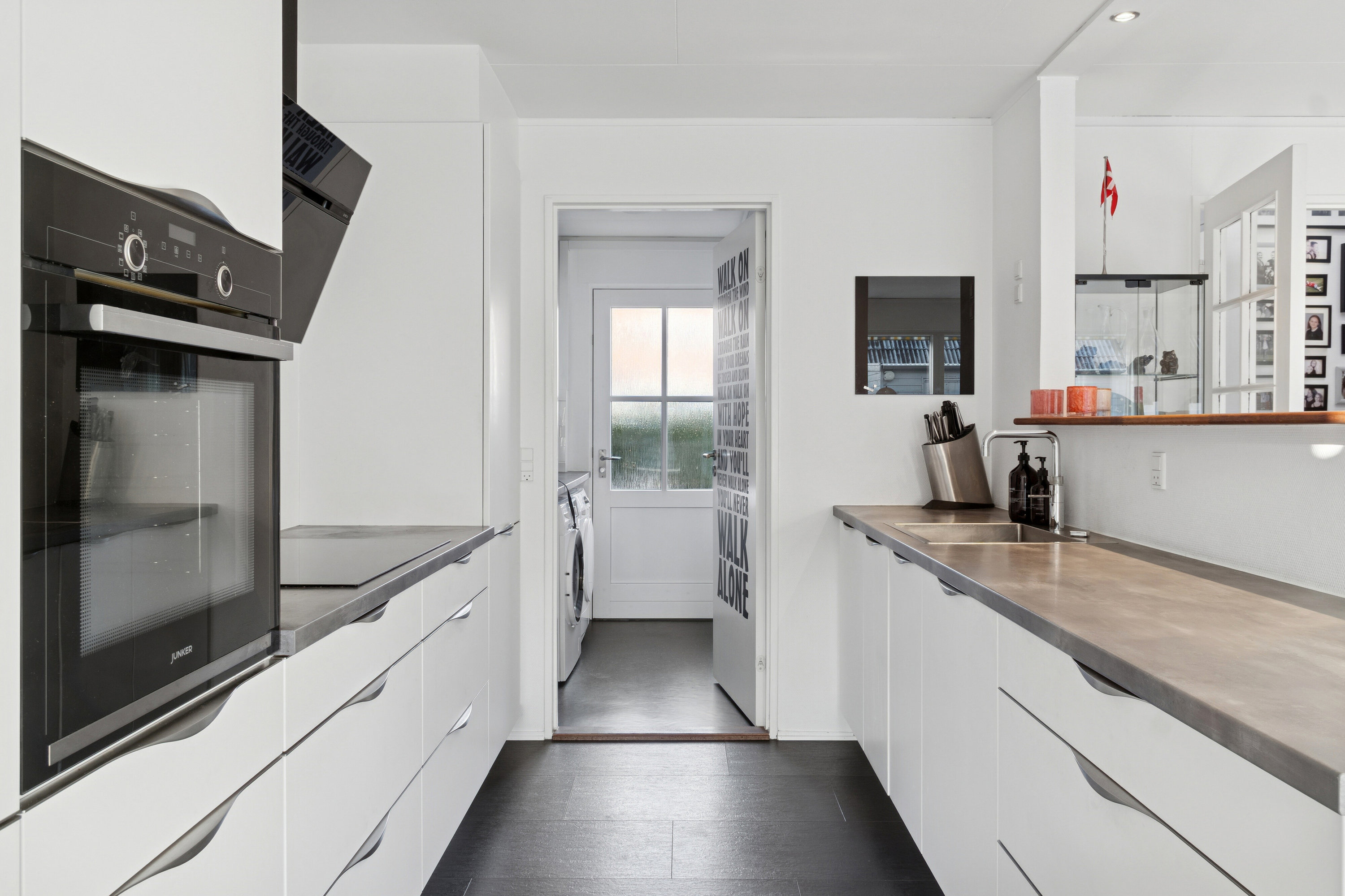 Fremhævet køkken billede i fuldskærmstilstand. Billede af Børupvej 66, 8310 Tranbjerg J