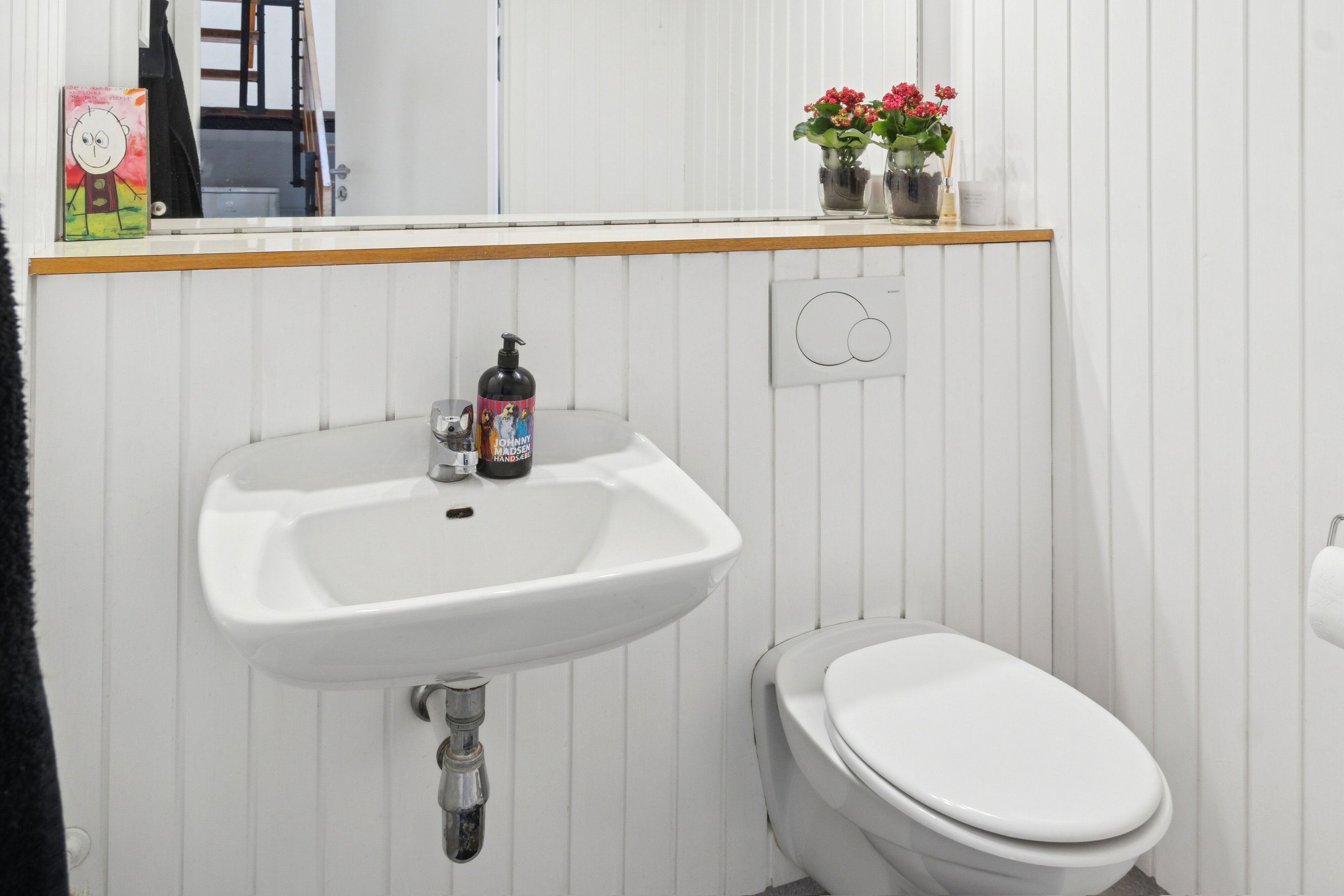 Fremhævet toilet billede i fuldskærmstilstand. Billede af Børupvej 66, 8310 Tranbjerg J