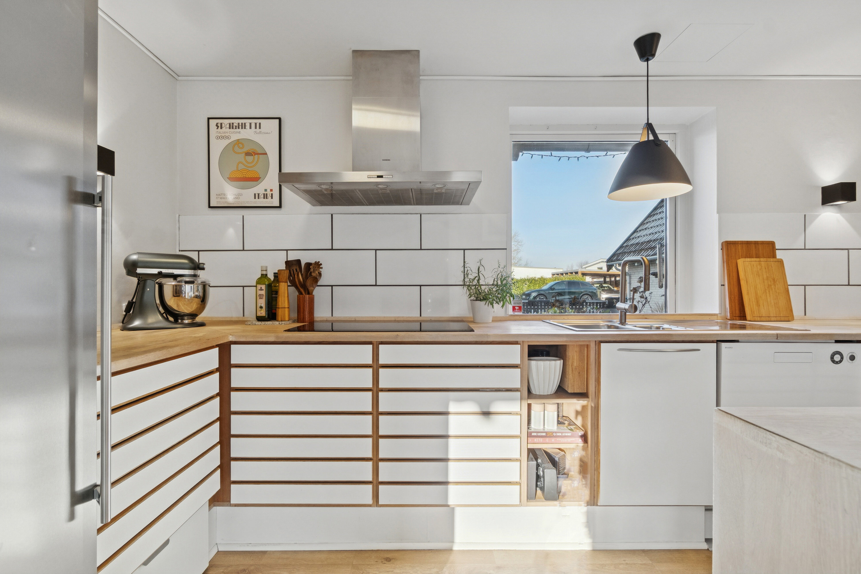 Fremhævet køkken billede i fuldskærmstilstand. Billede af Priamos Alle 5, 2650 Hvidovre