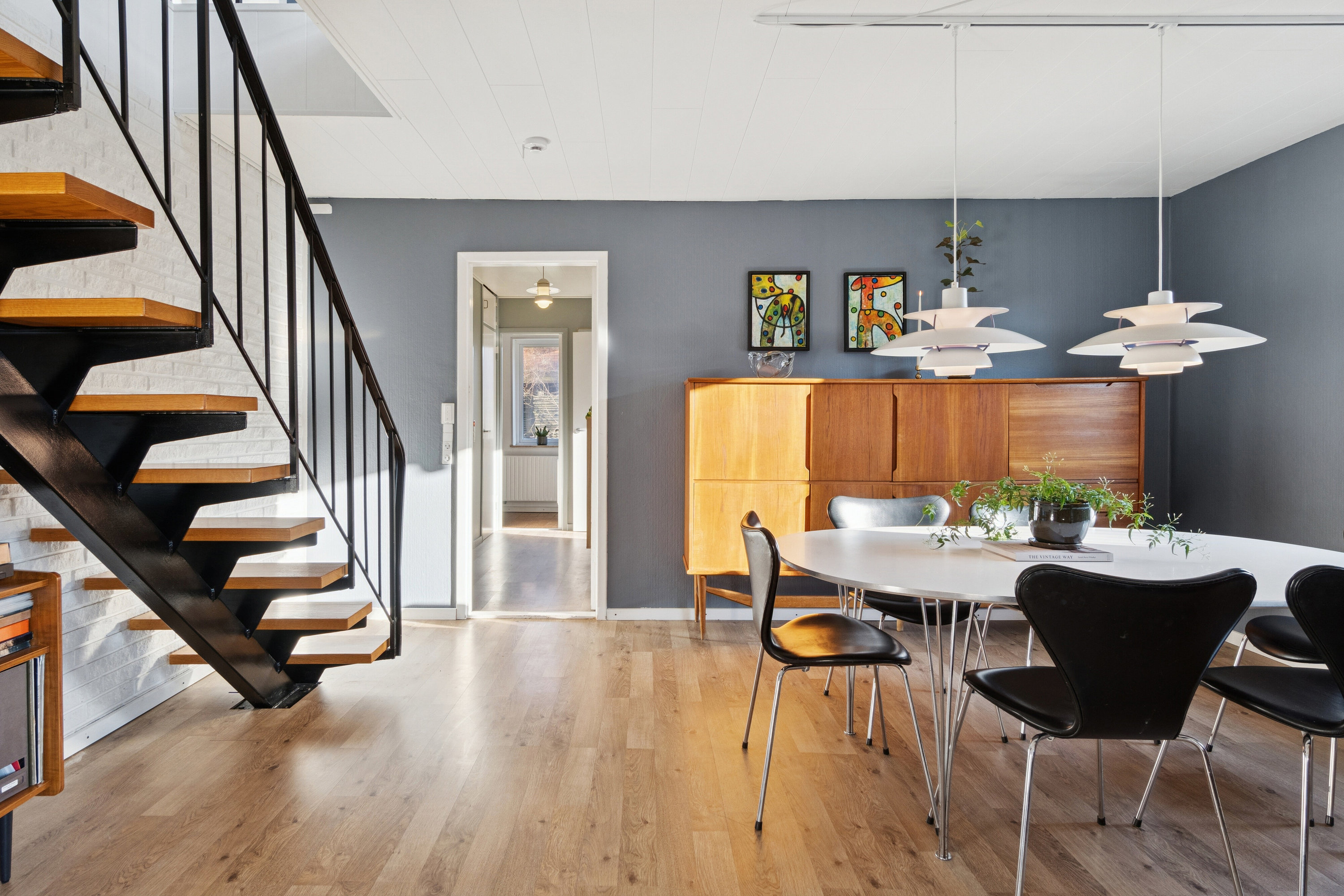 Fremhævet spisestue billede i fuldskærmstilstand. Billede af Priamos Alle 5, 2650 Hvidovre