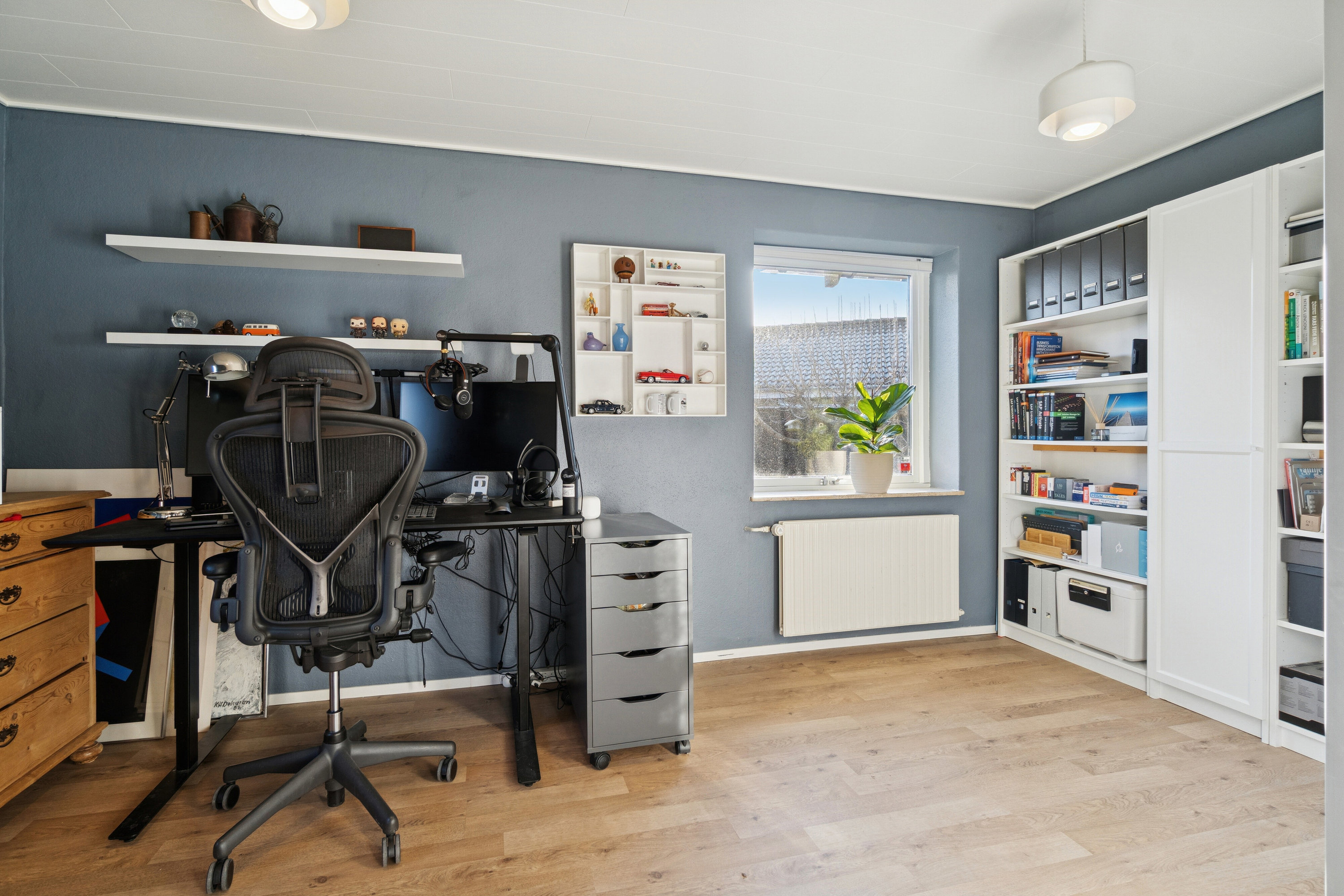 Fremhævet arbejdsværelse billede i fuldskærmstilstand. Billede af Priamos Alle 5, 2650 Hvidovre