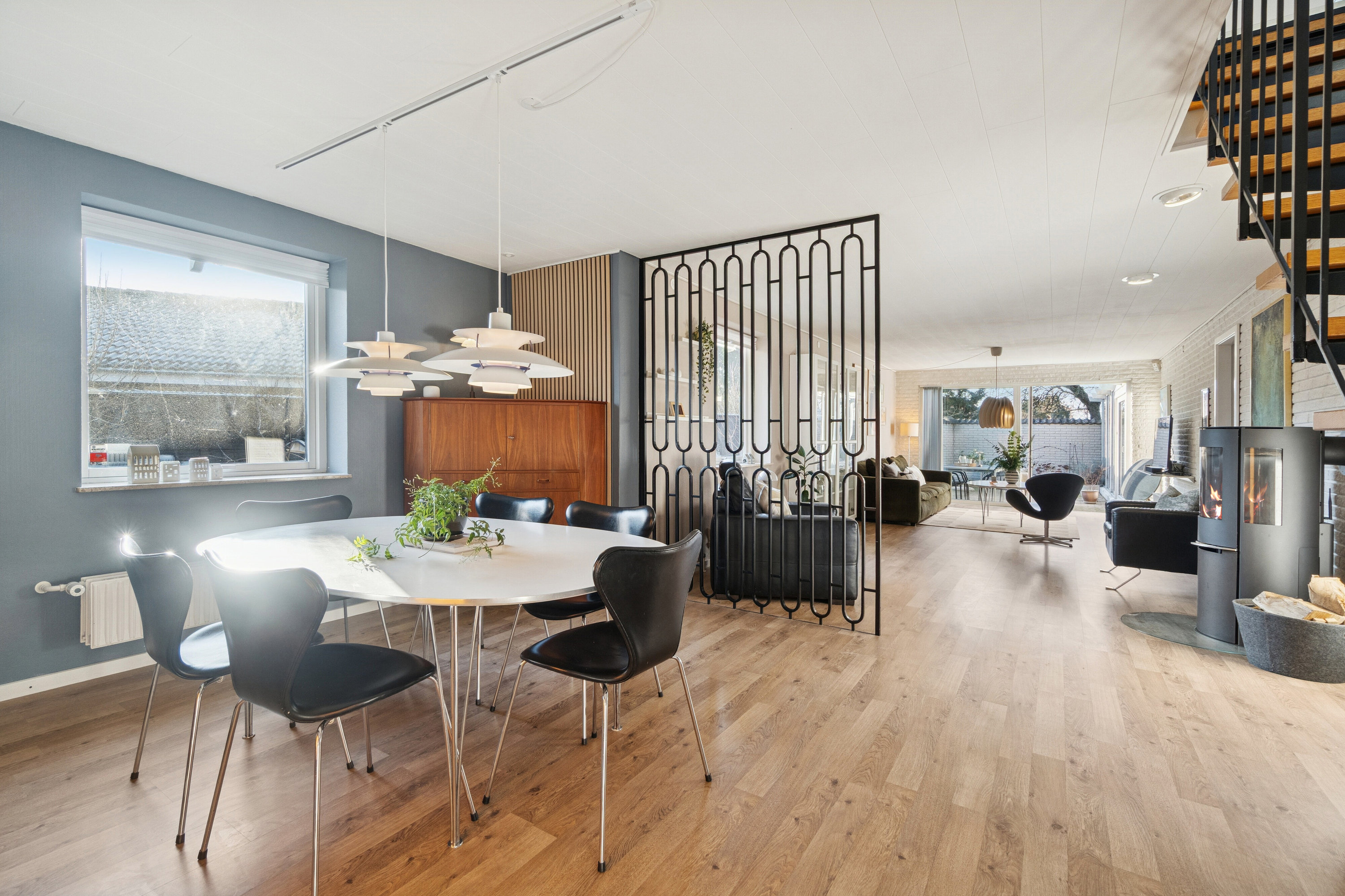 Miniaturebillede 2: spisestue. Billede af Priamos Alle 5, 2650 Hvidovre