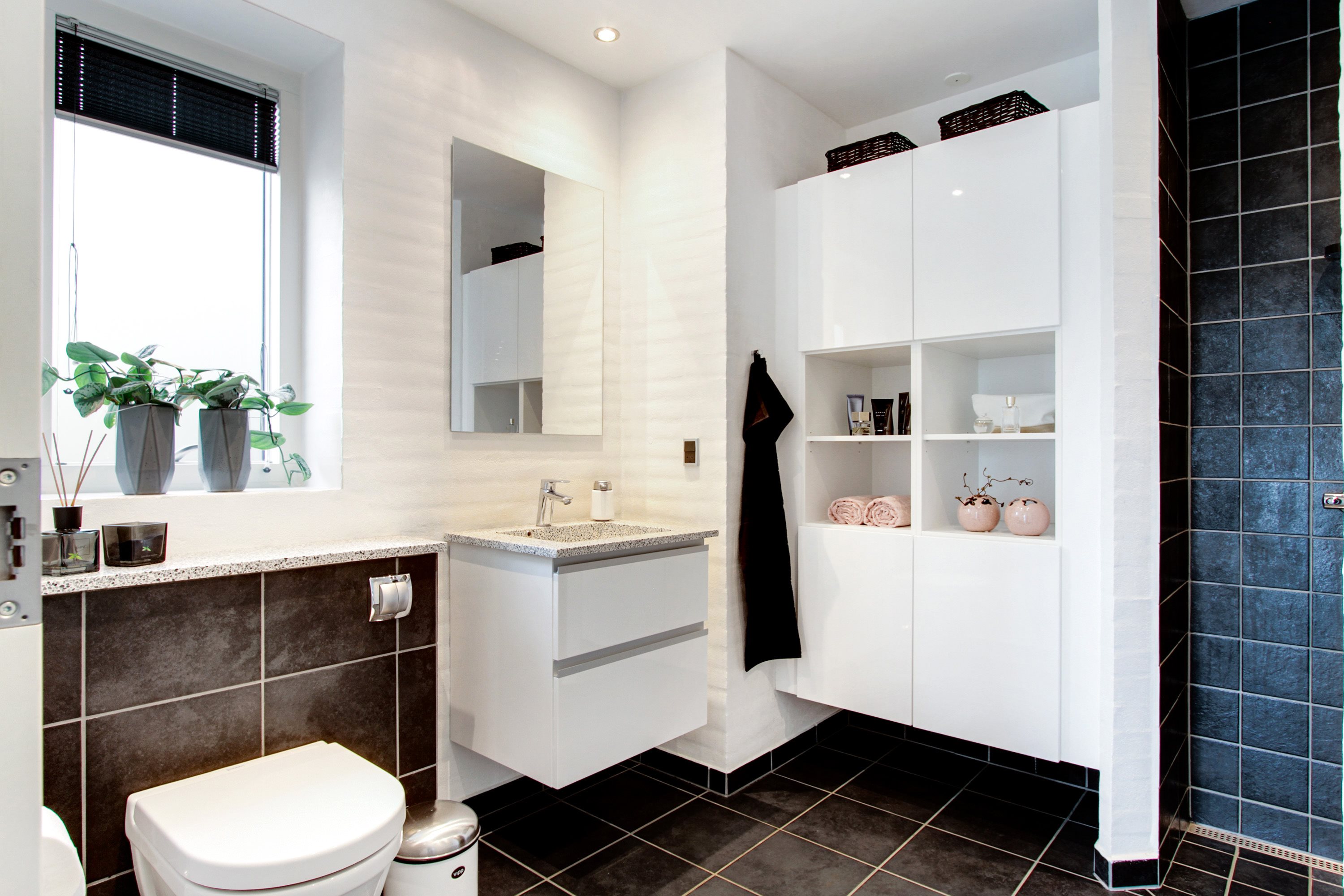 Fremhævet badeværelse billede i fuldskærmstilstand. Billede af Holmevej 32, Nors, 7700 Thisted