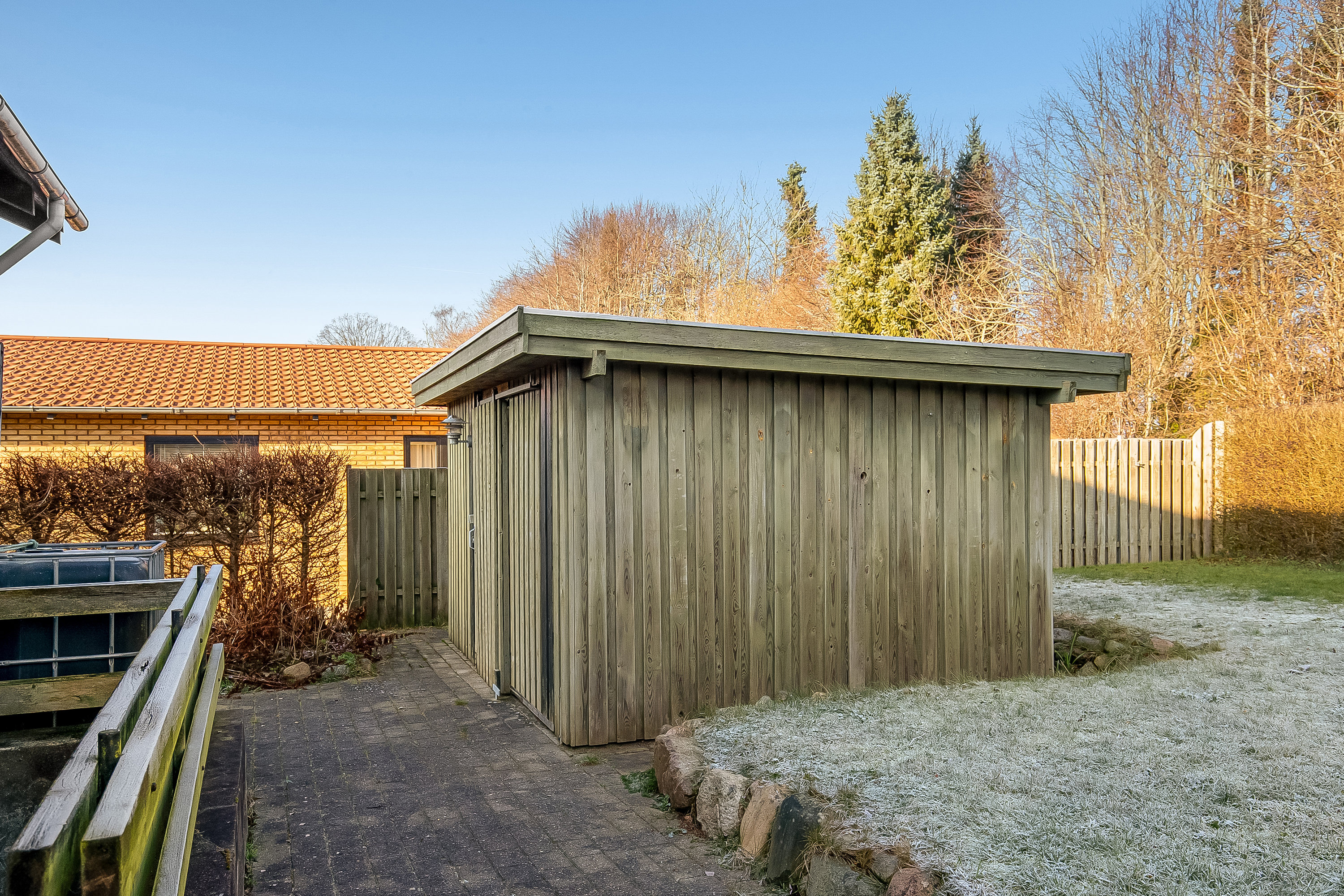 Fremhævet udhus billede i fuldskærmstilstand. Billede af Elbækvej 39, Elbæk, 7080 Børkop