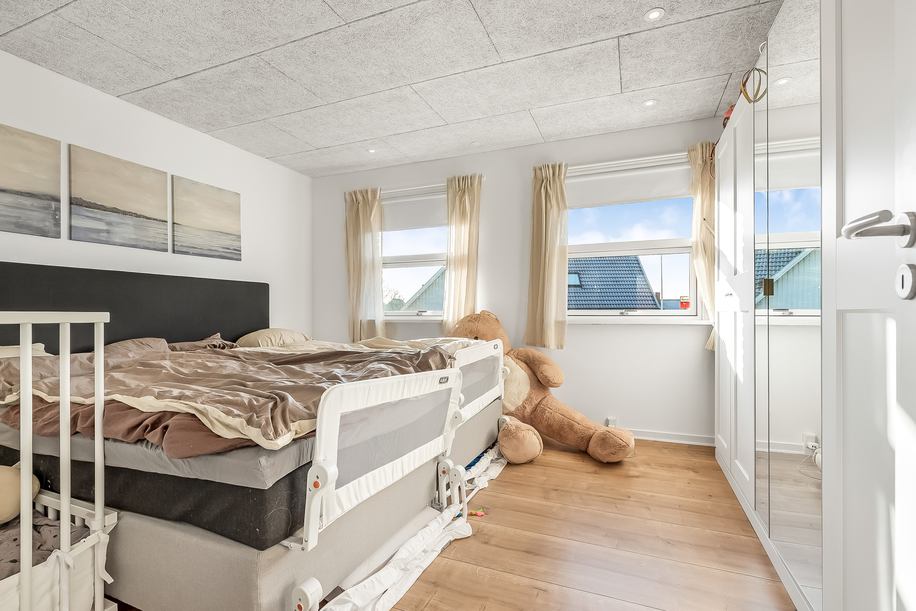 Fremhævet soveværelse billede i fuldskærmstilstand. Billede af Bjerrevænget 16, Brejning, 7080 Børkop