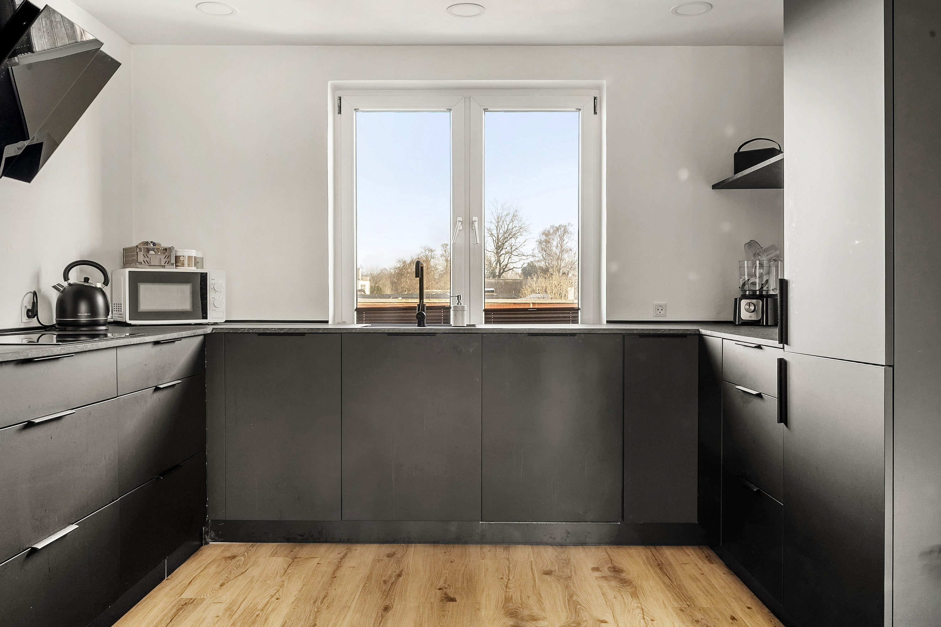 Fremhævet køkken billede i fuldskærmstilstand. Billede af Carl Plougs Vej 3, 8700 Horsens