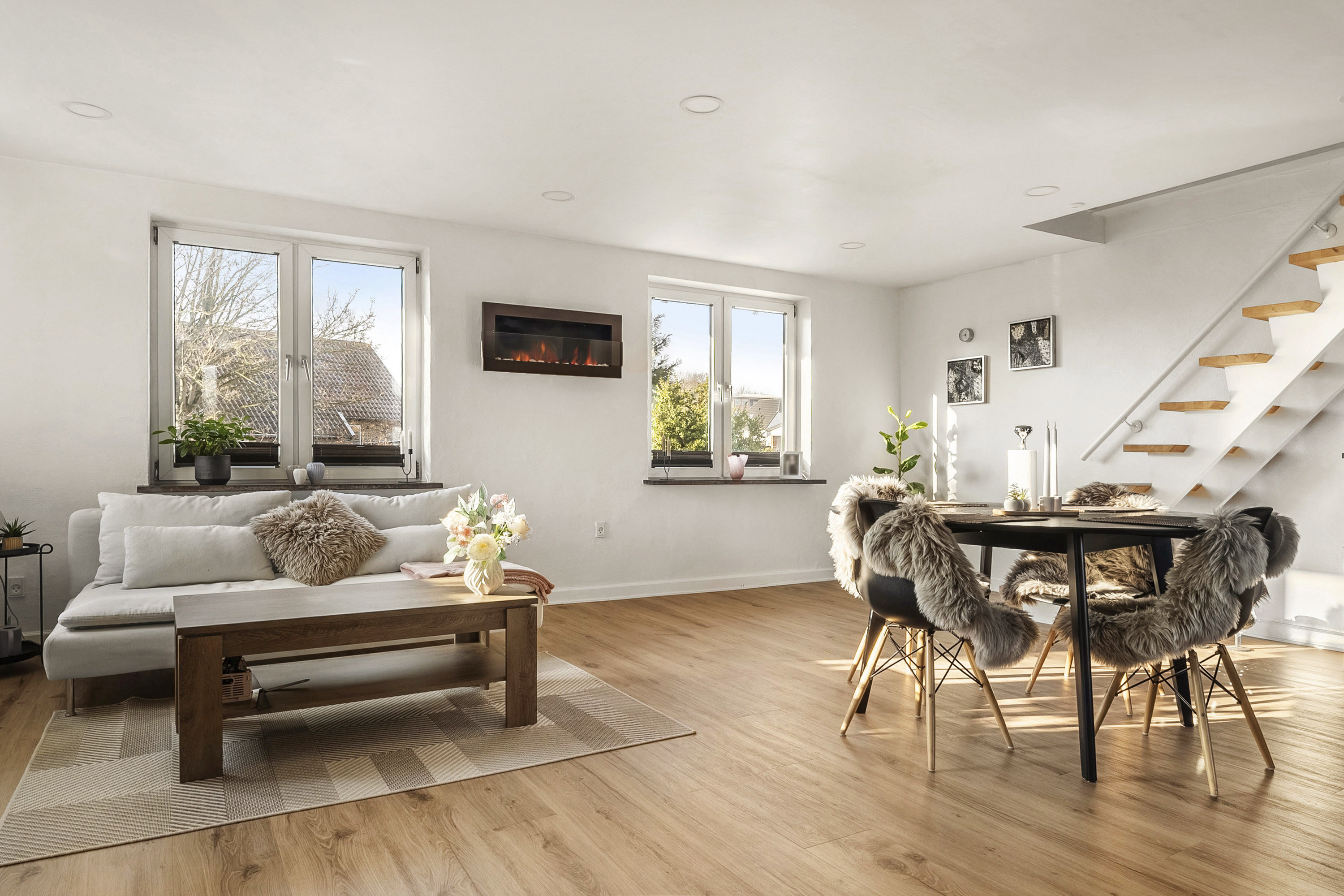 Fremhævet stue billede i fuldskærmstilstand. Billede af Carl Plougs Vej 3, 8700 Horsens