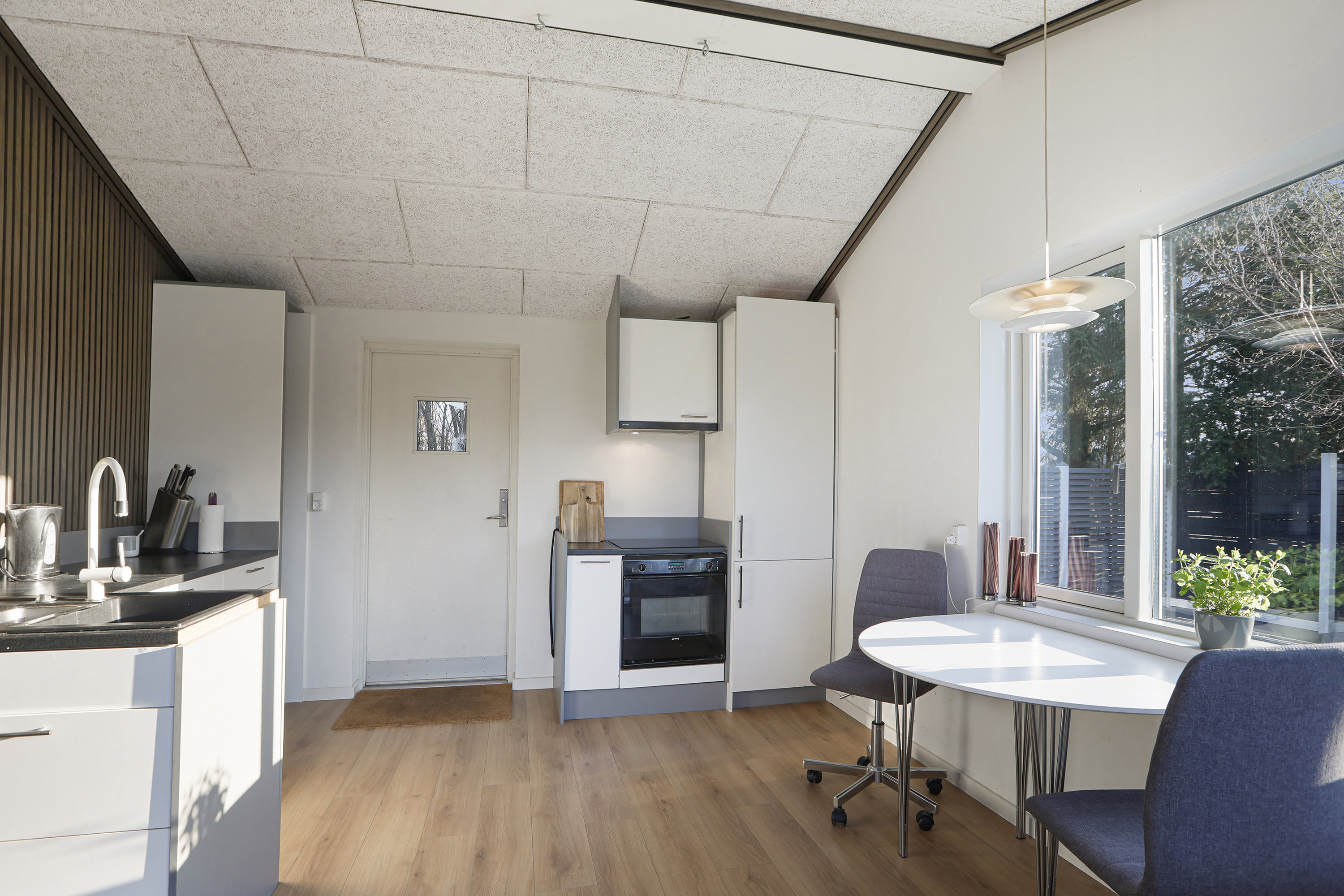 Fremhævet køkken-alrum billede i fuldskærmstilstand. Billede af Asynjevej 47, 2740 Skovlunde