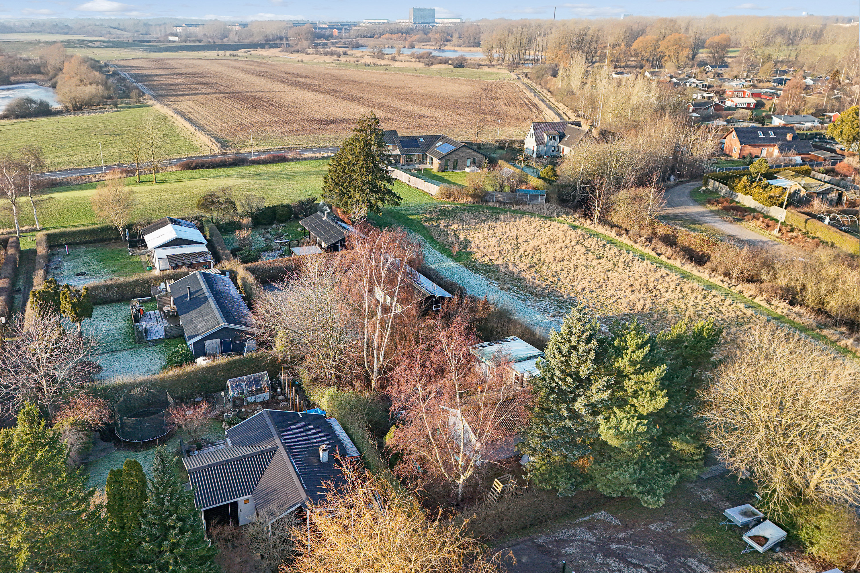 Fremhævet omgivelser billede i fuldskærmstilstand. Billede af Asynjevej 47, 2740 Skovlunde